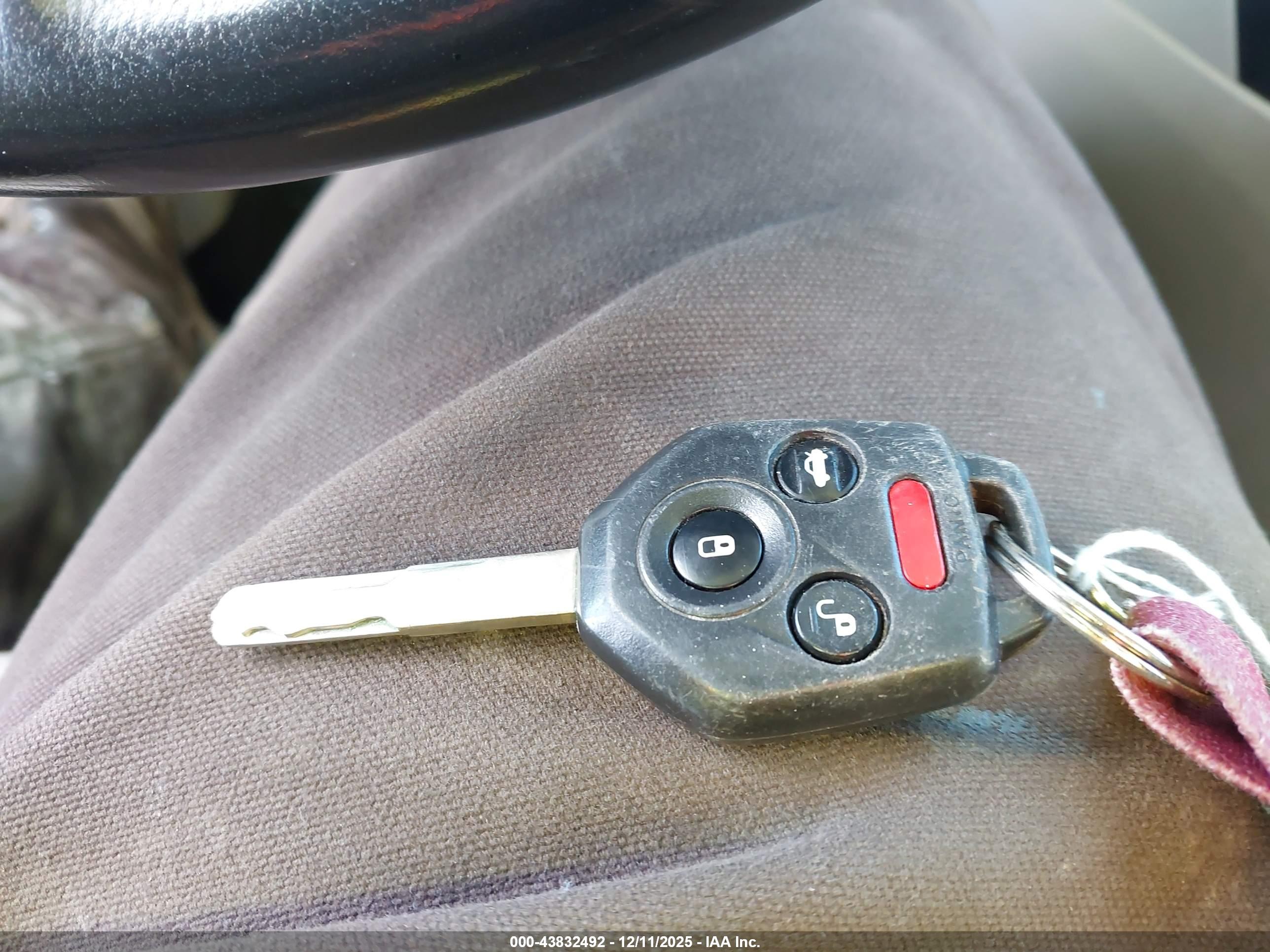 SUBARU OUTBACK image 11