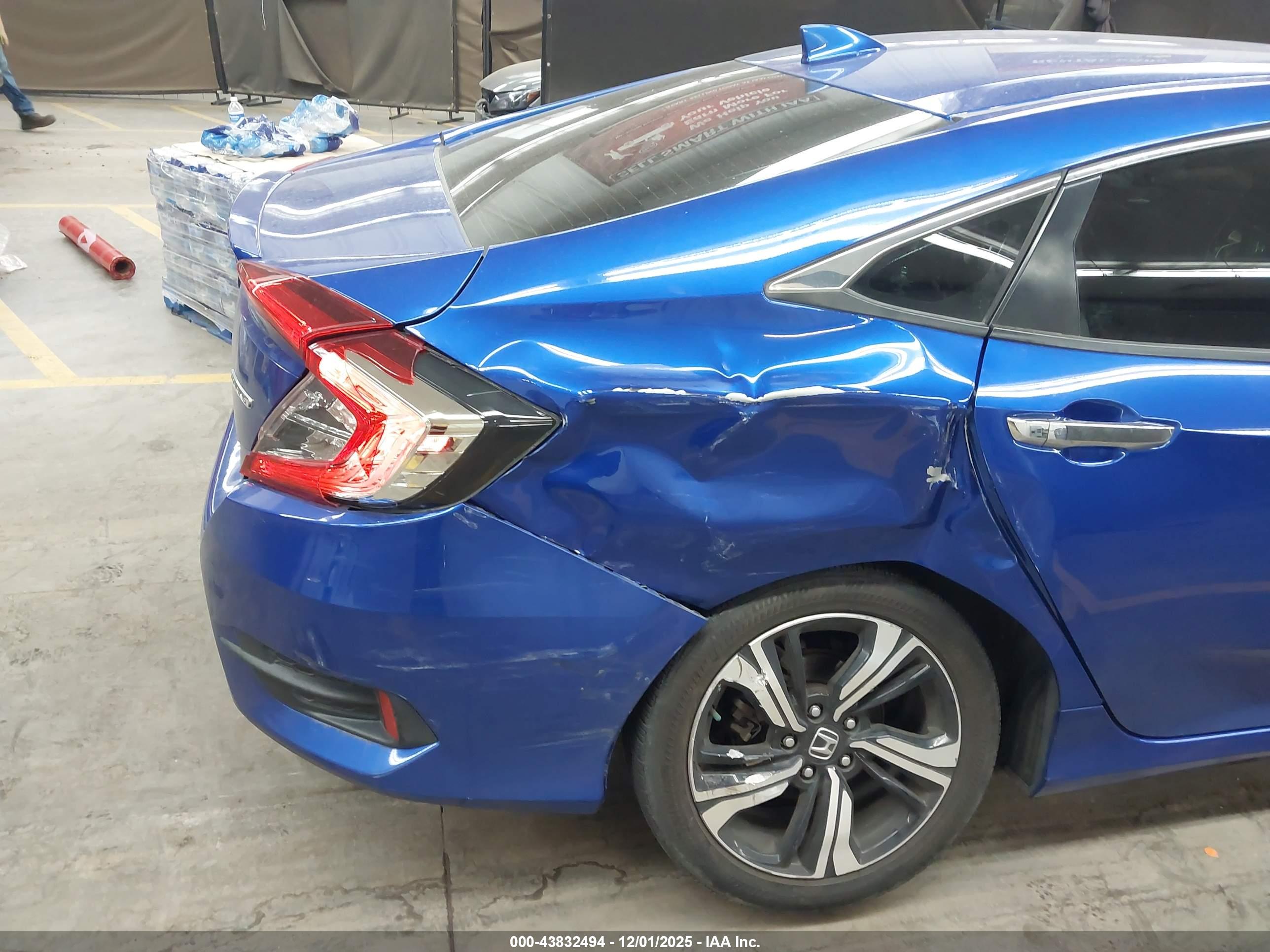 HONDA CIVIC image 6