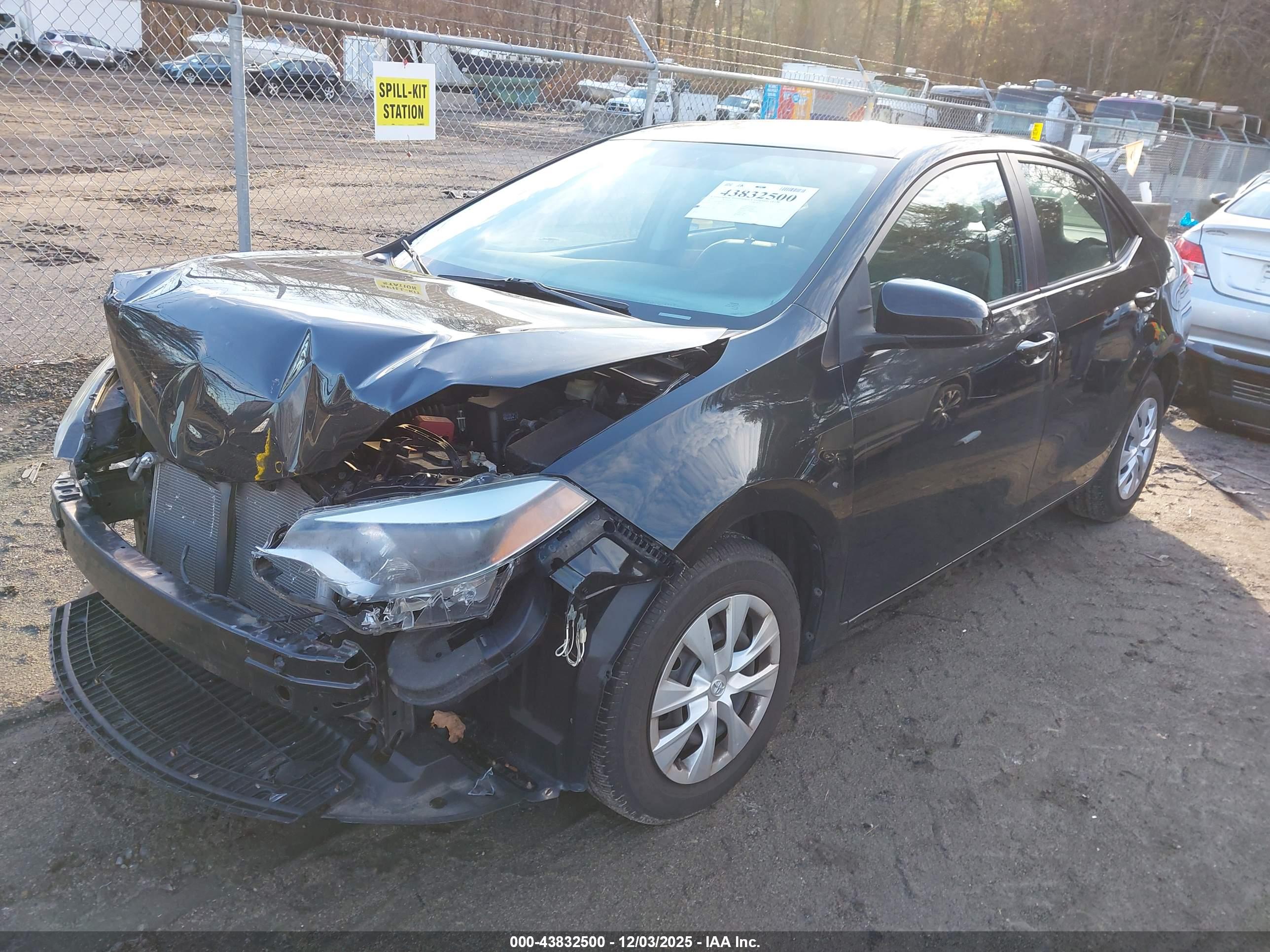 TOYOTA COROLLA image 2