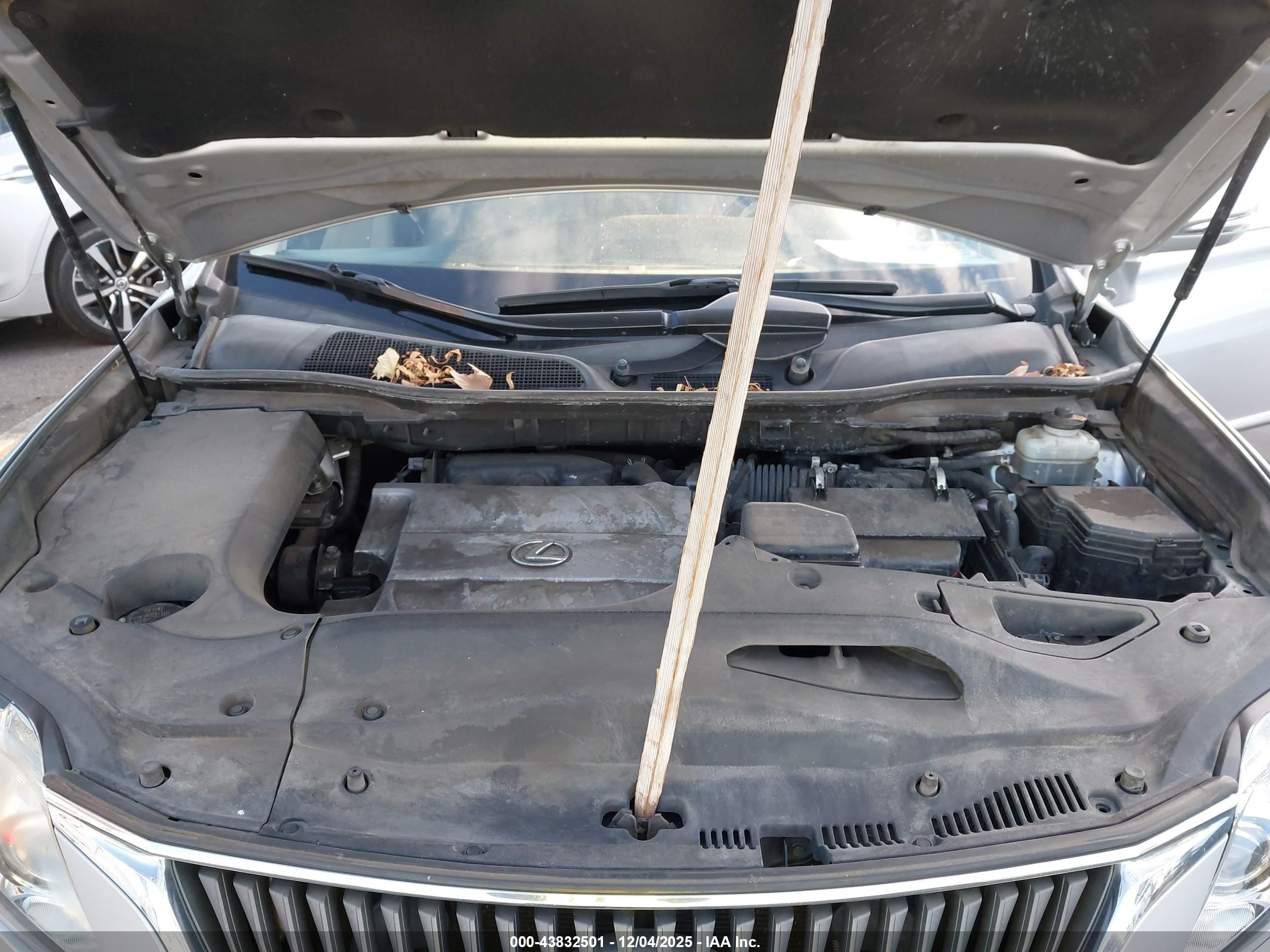 LEXUS RX image 10