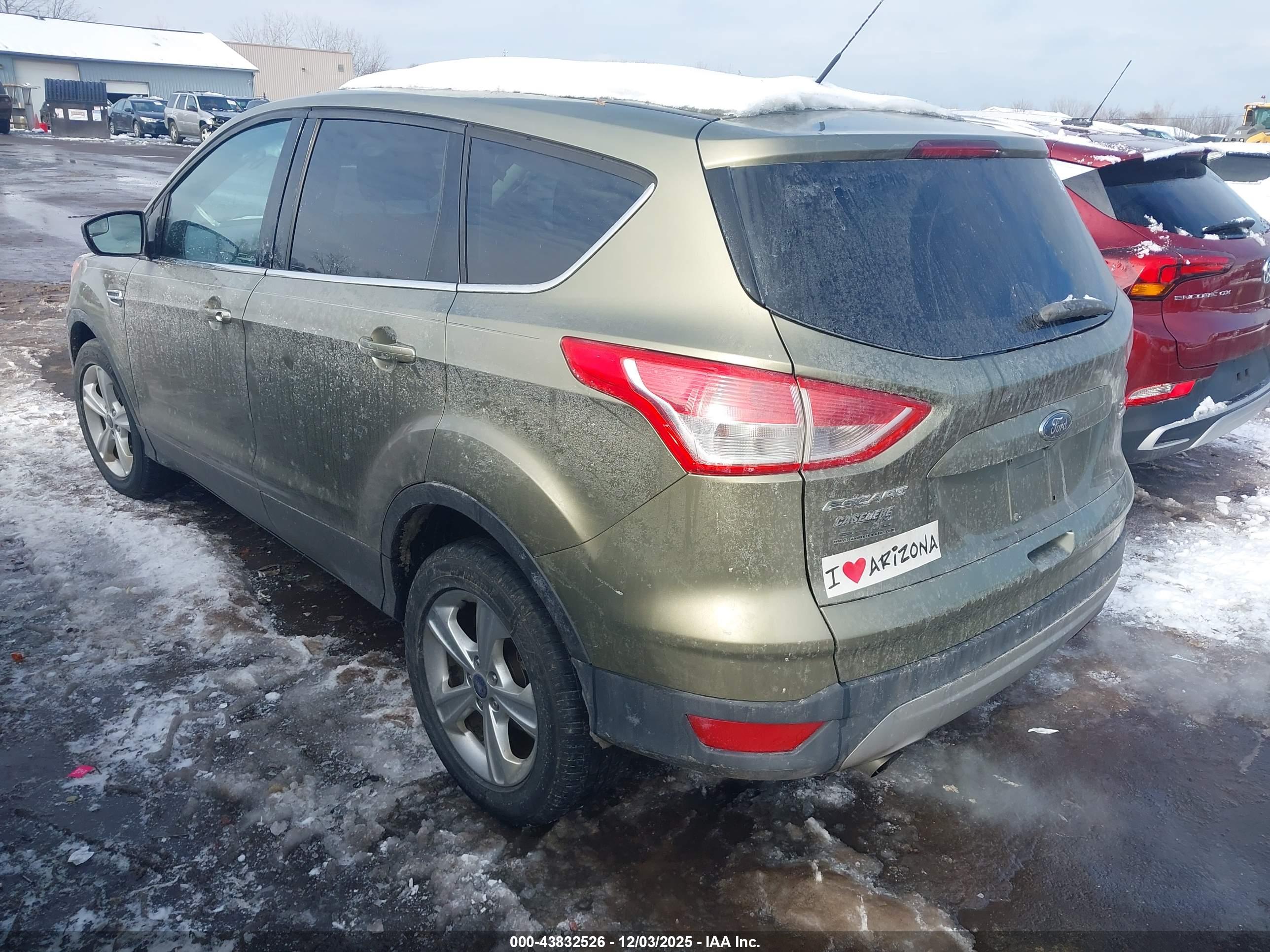 FORD ESCAPE image 3