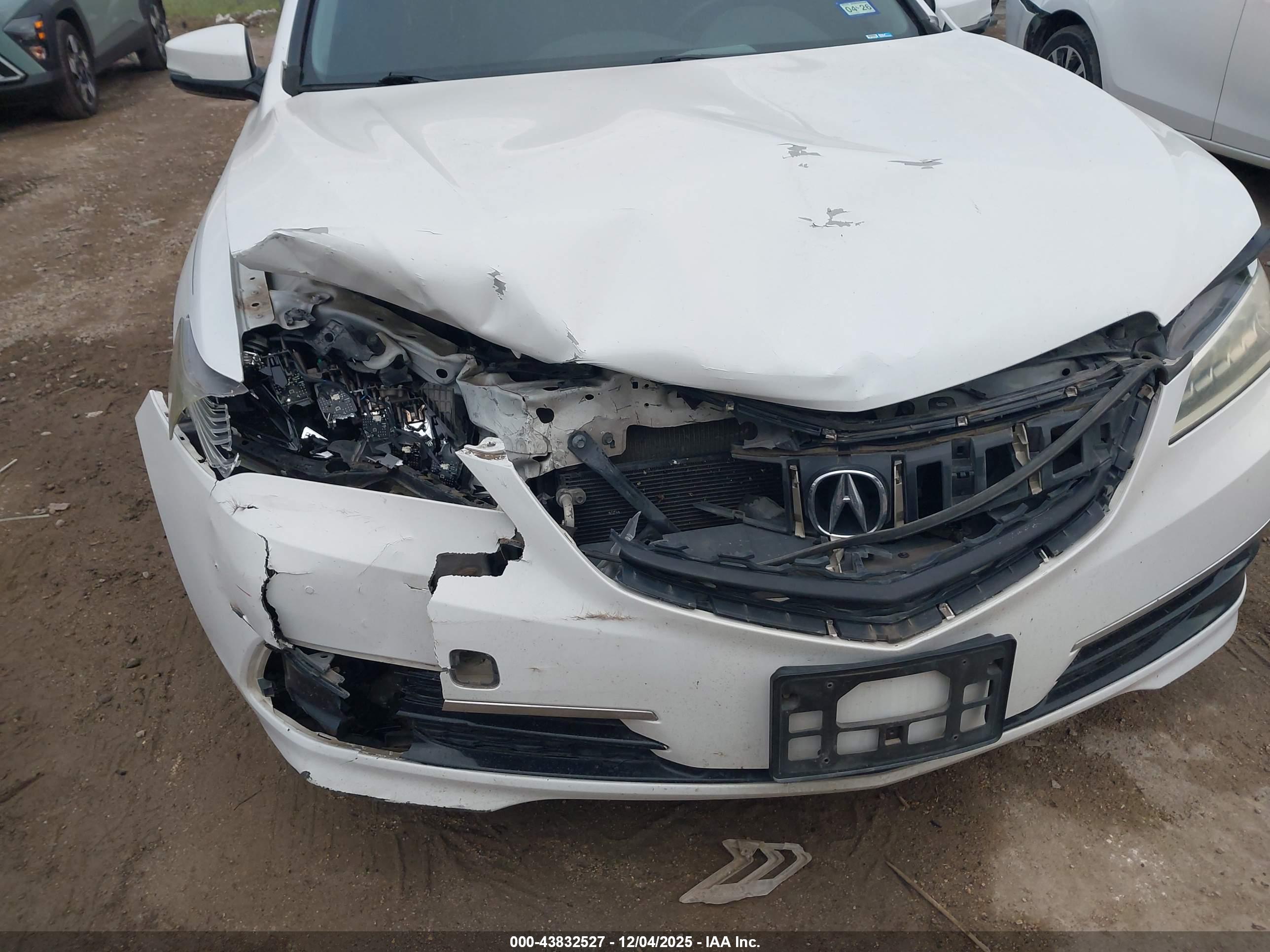 ACURA TLX image 6