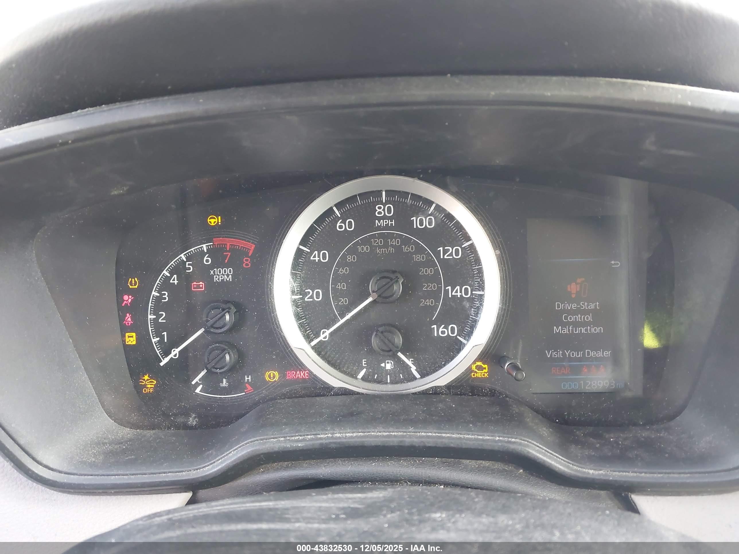 TOYOTA COROLLA image 7