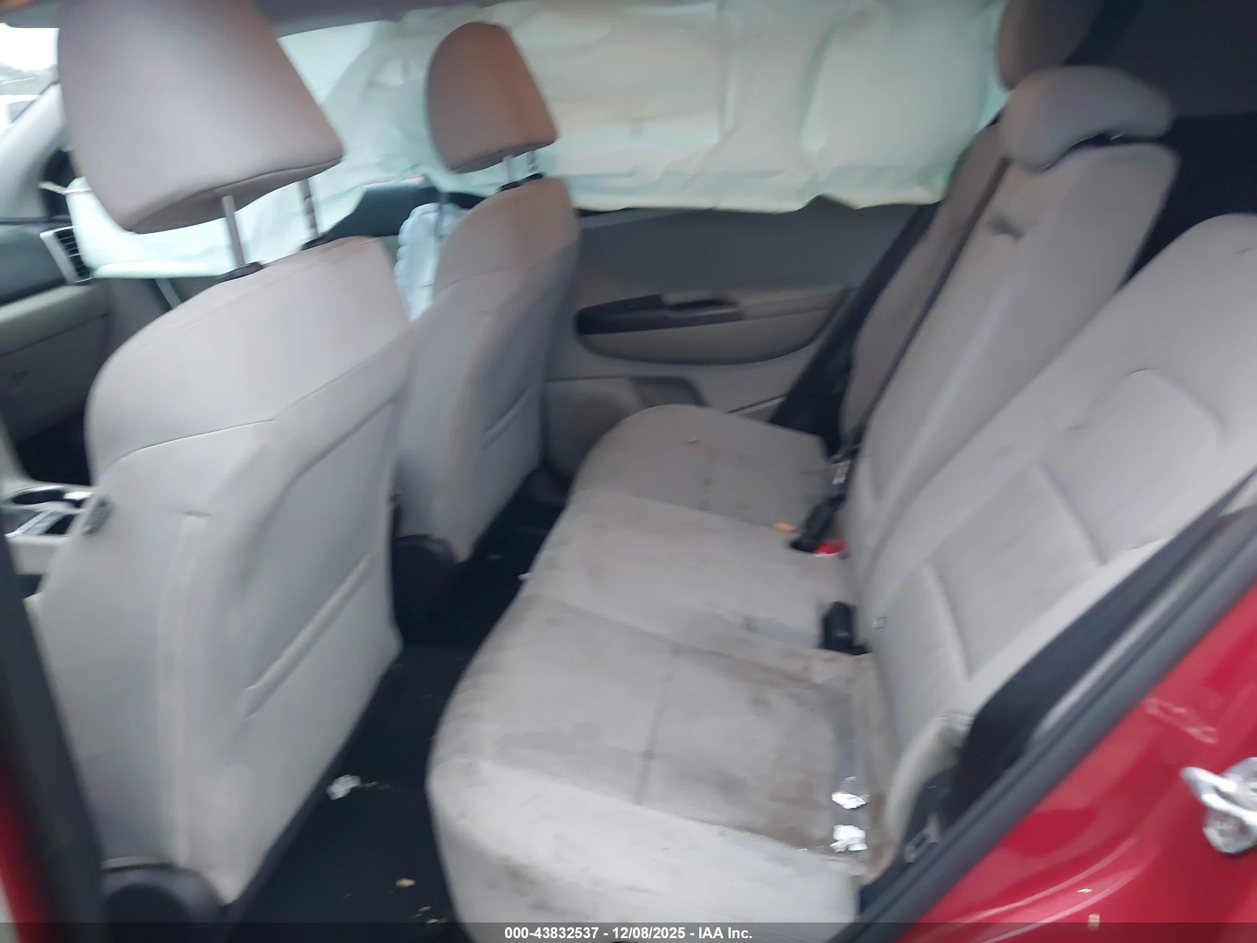 KIA SPORTAGE image 8