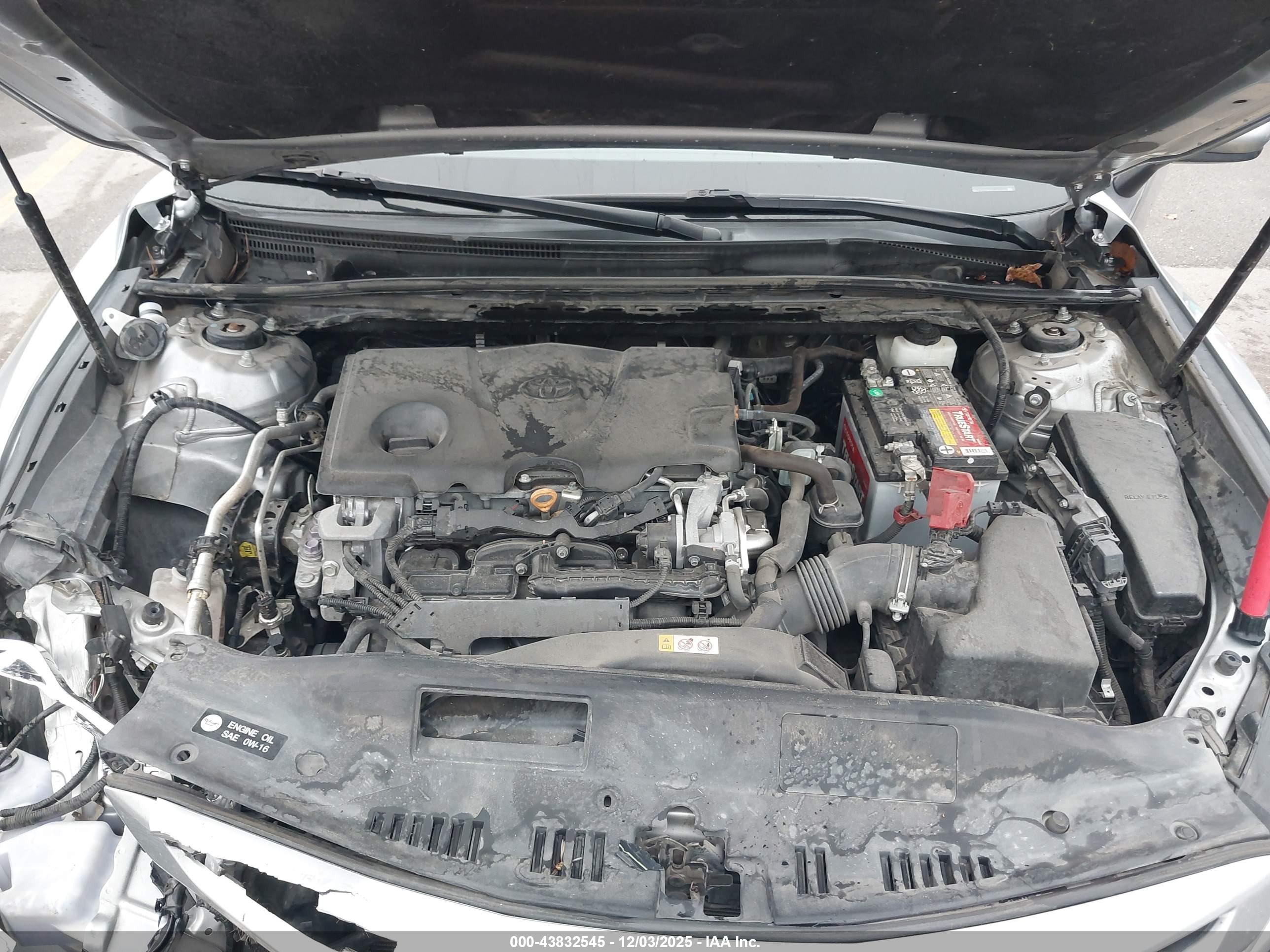 TOYOTA CAMRY image 10