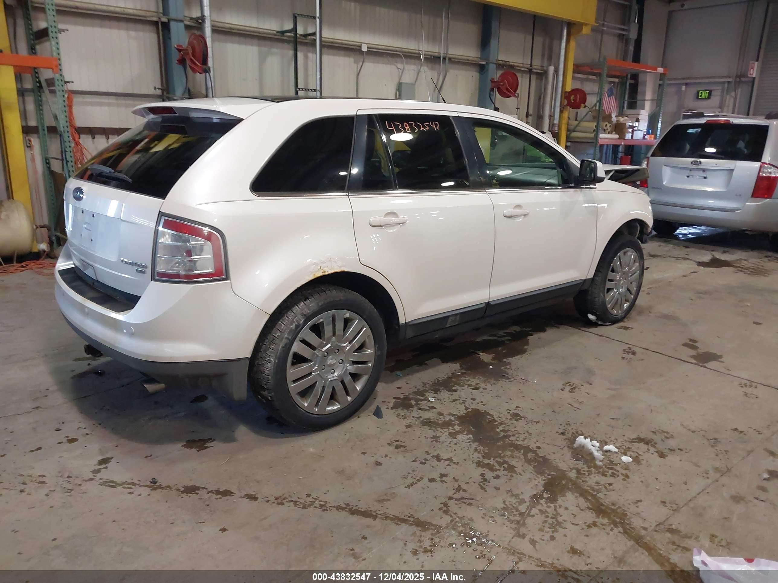FORD EDGE image 4