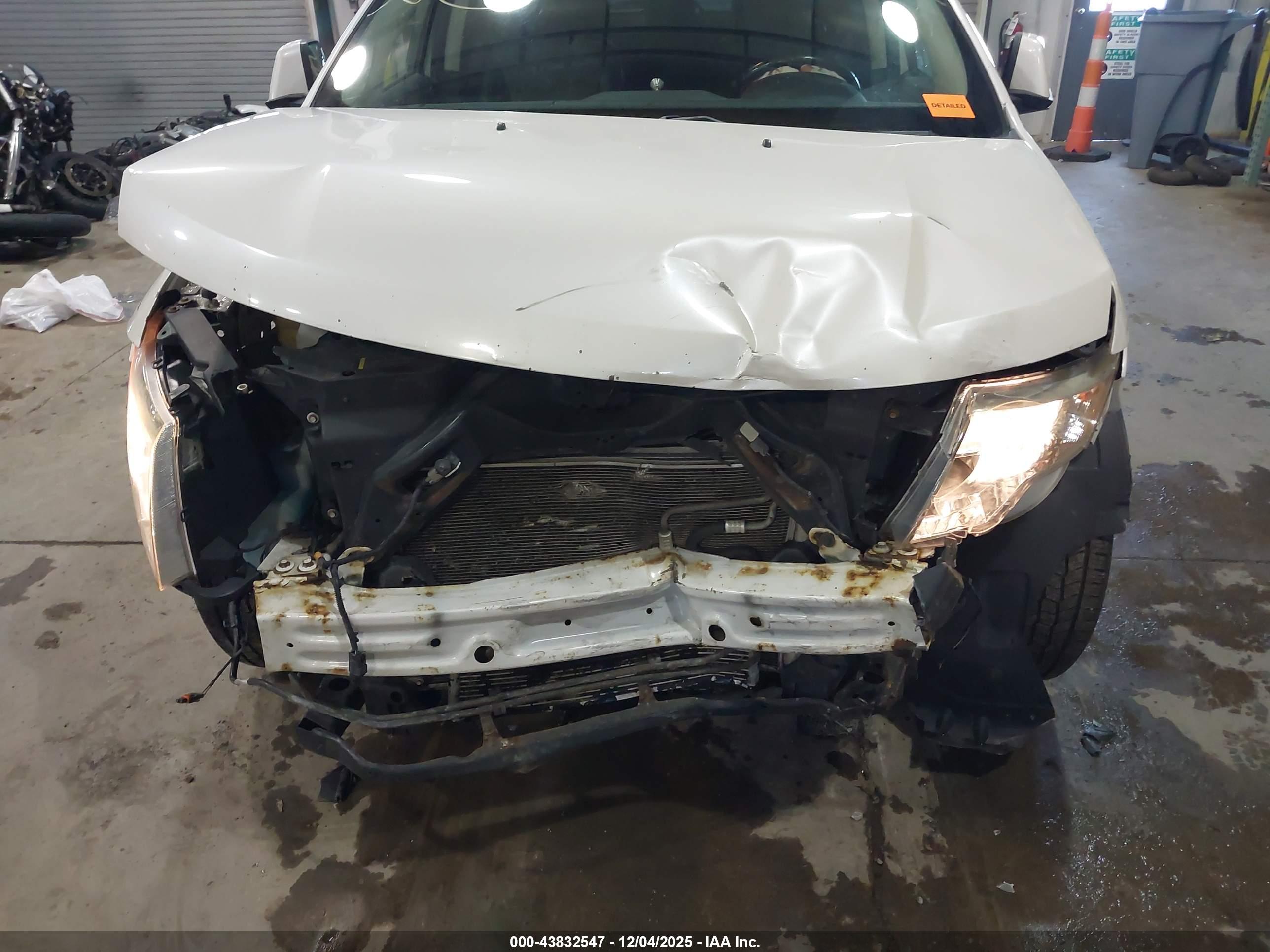 FORD EDGE image 6