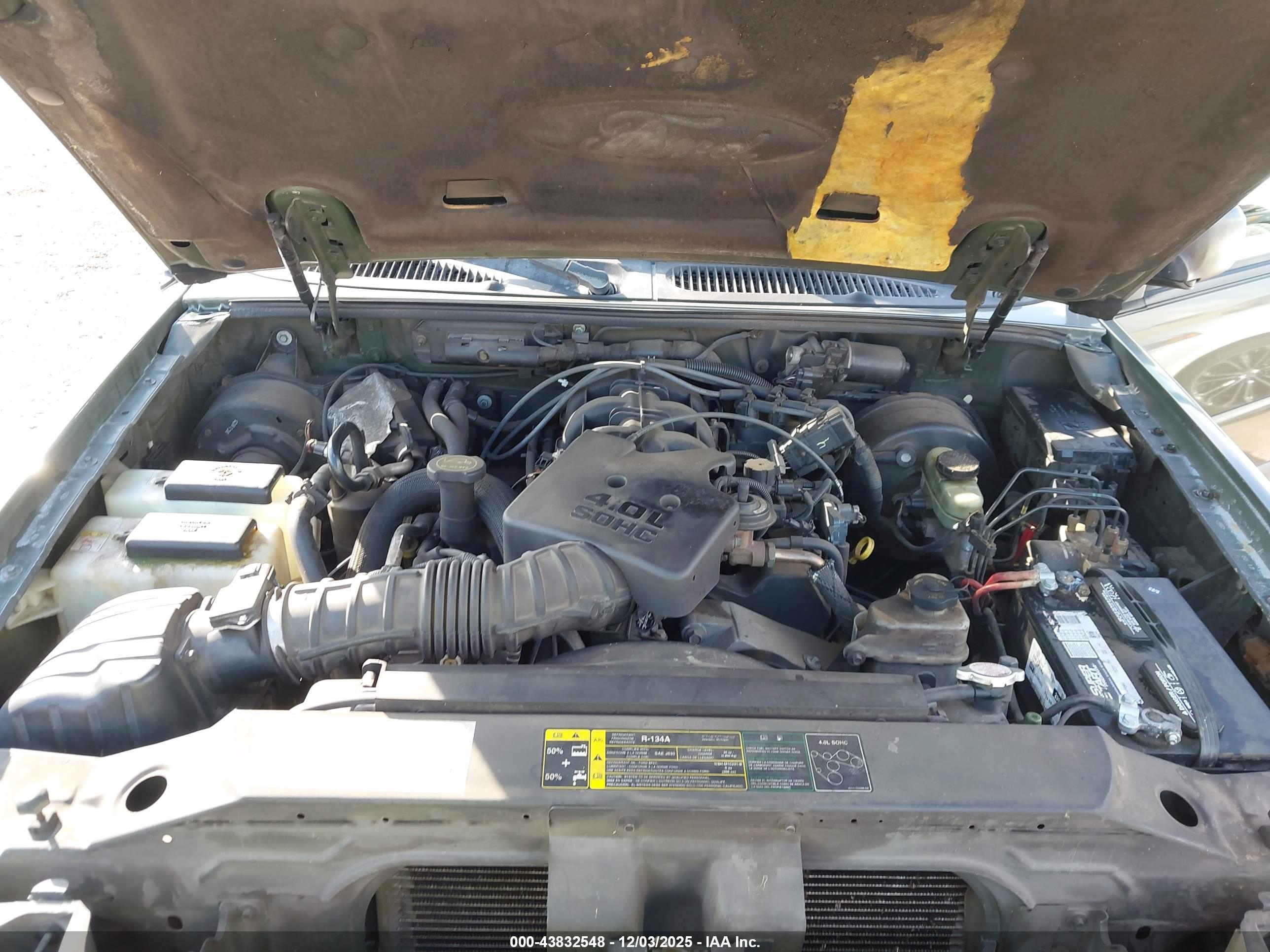FORD EXPLORER image 10