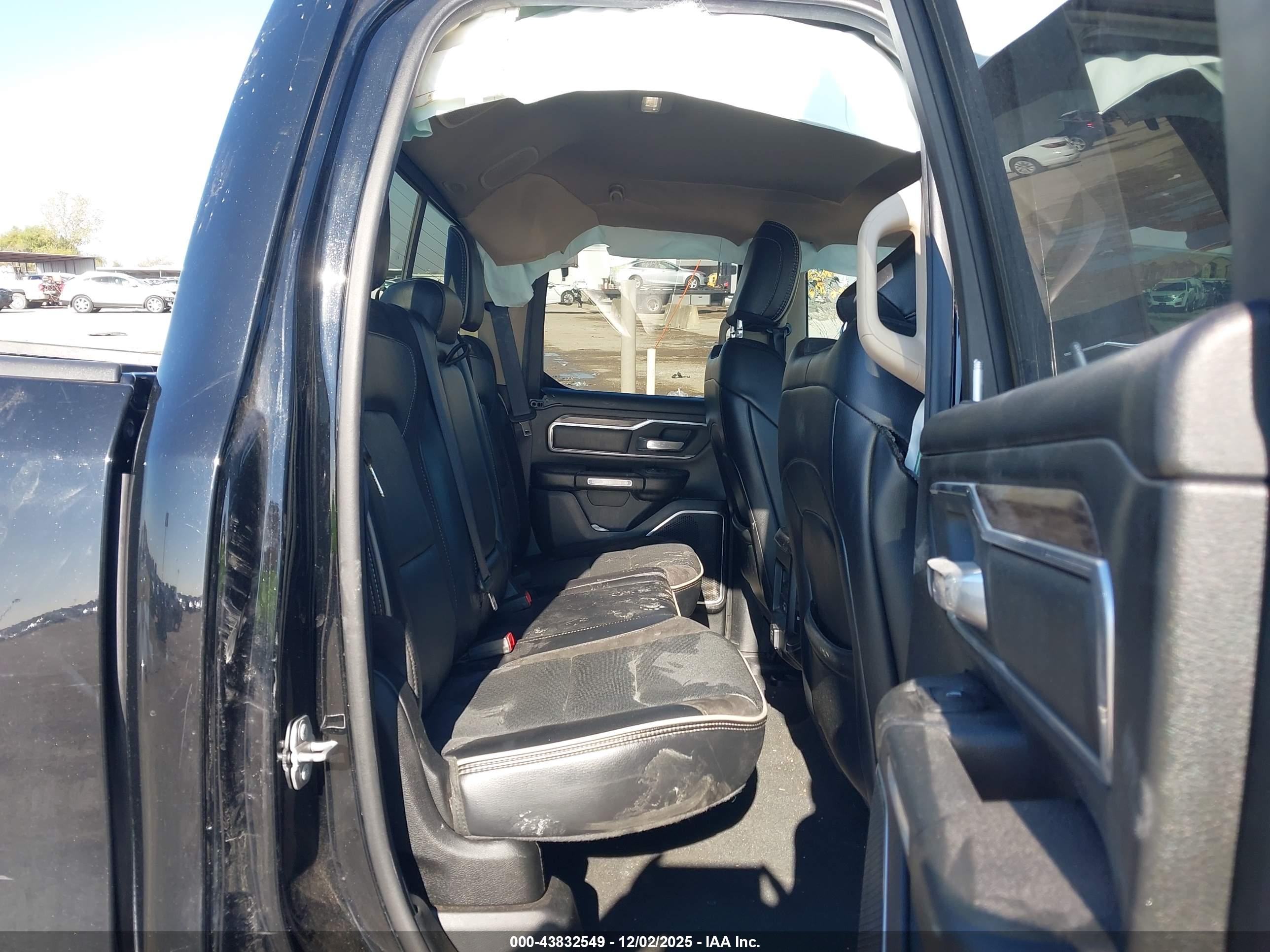 RAM 1500 image 8