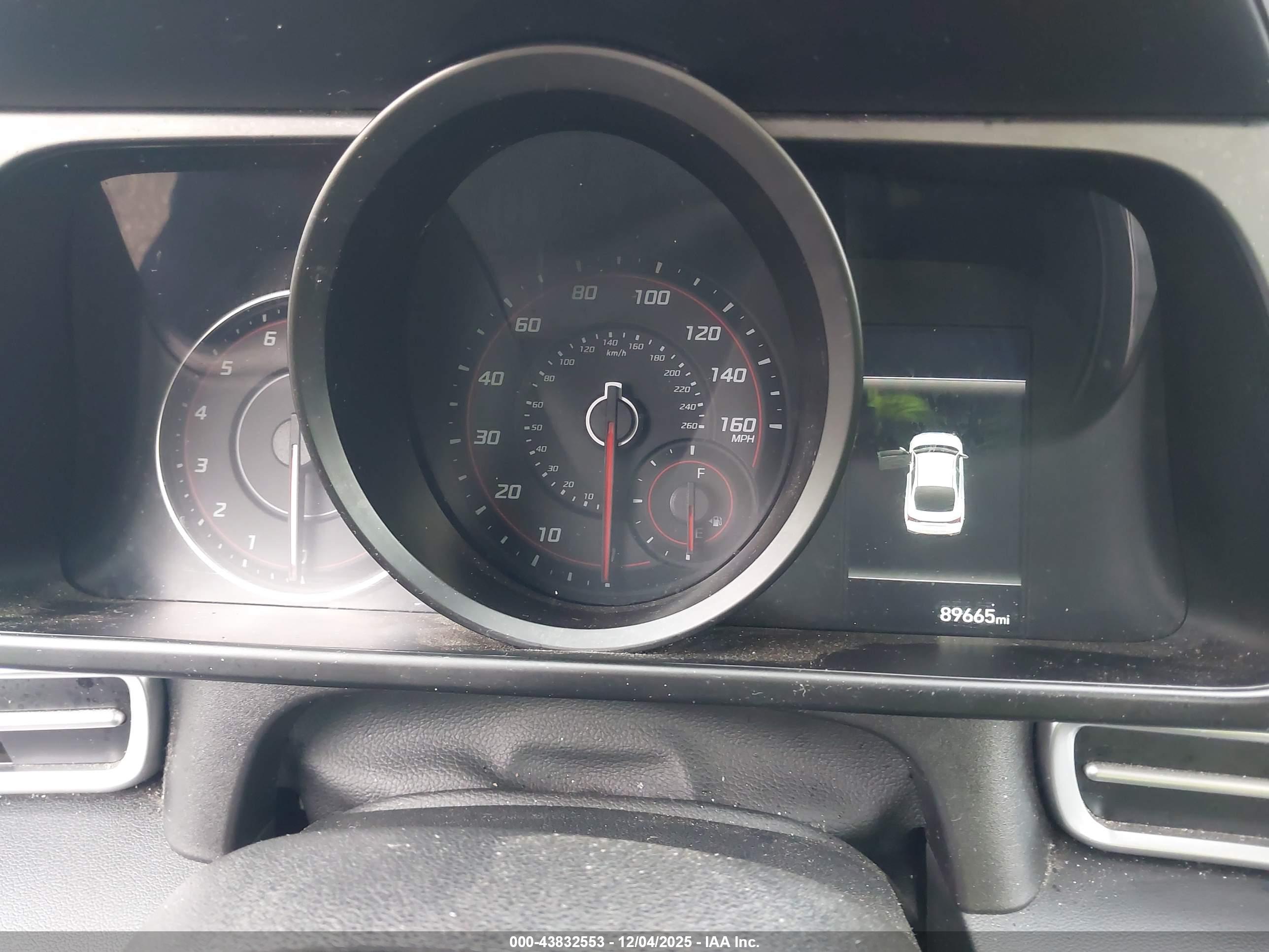 HYUNDAI ELANTRA image 7