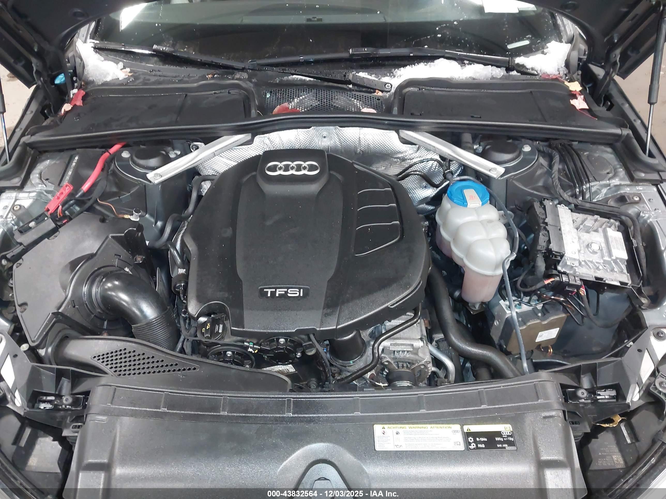 AUDI A4 image 10