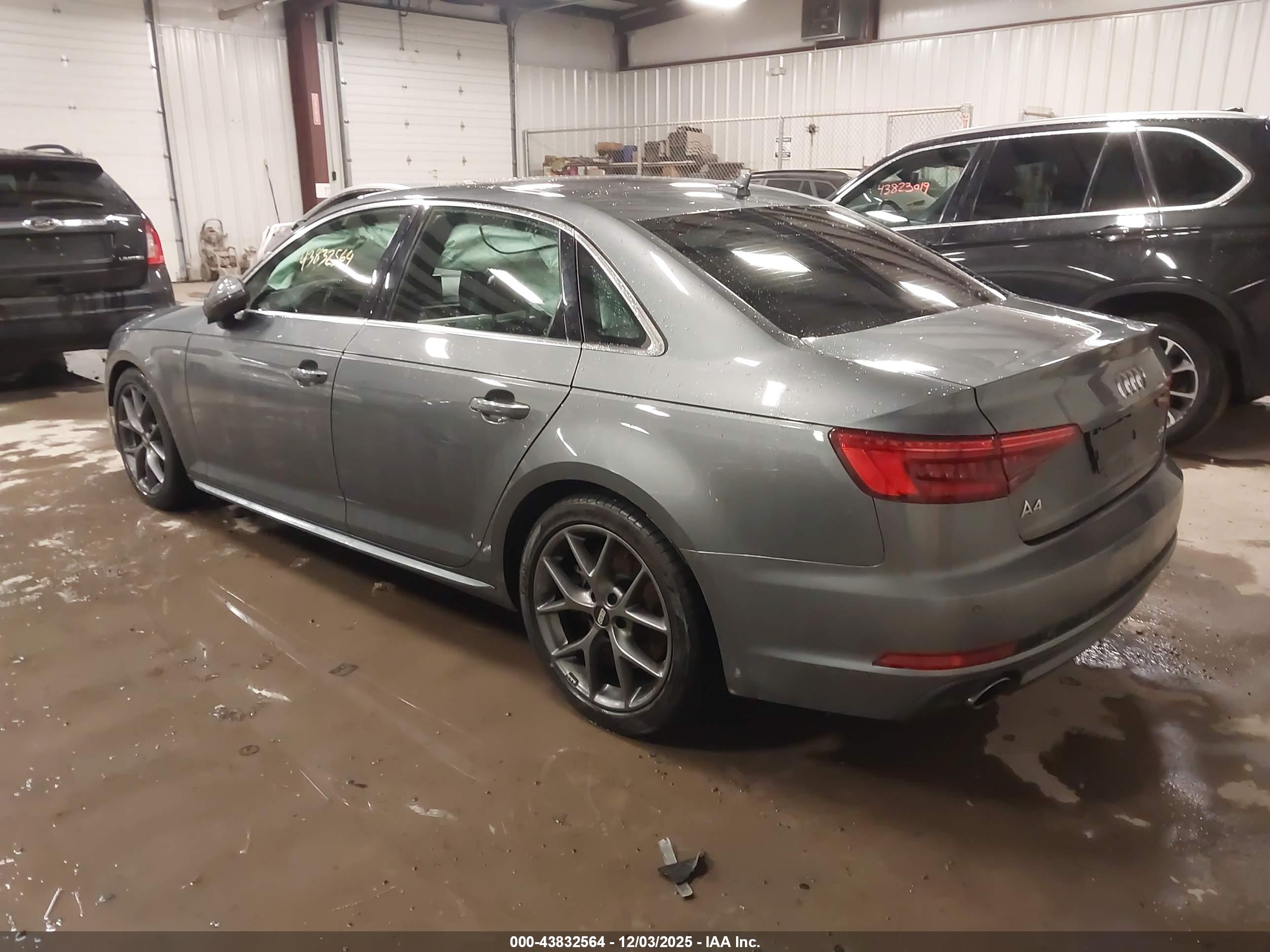 AUDI A4 image 3