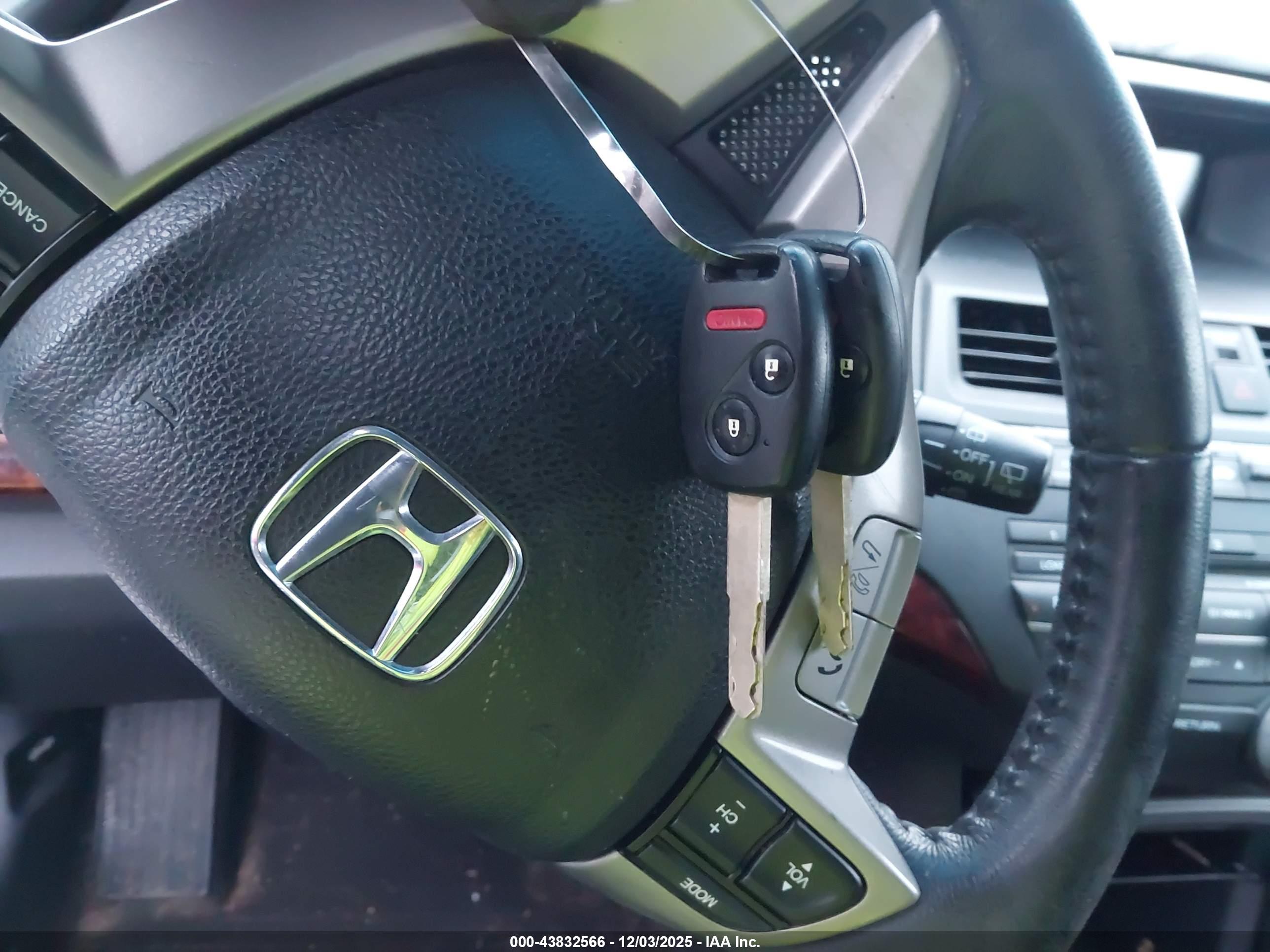 HONDA ACCORD image 11