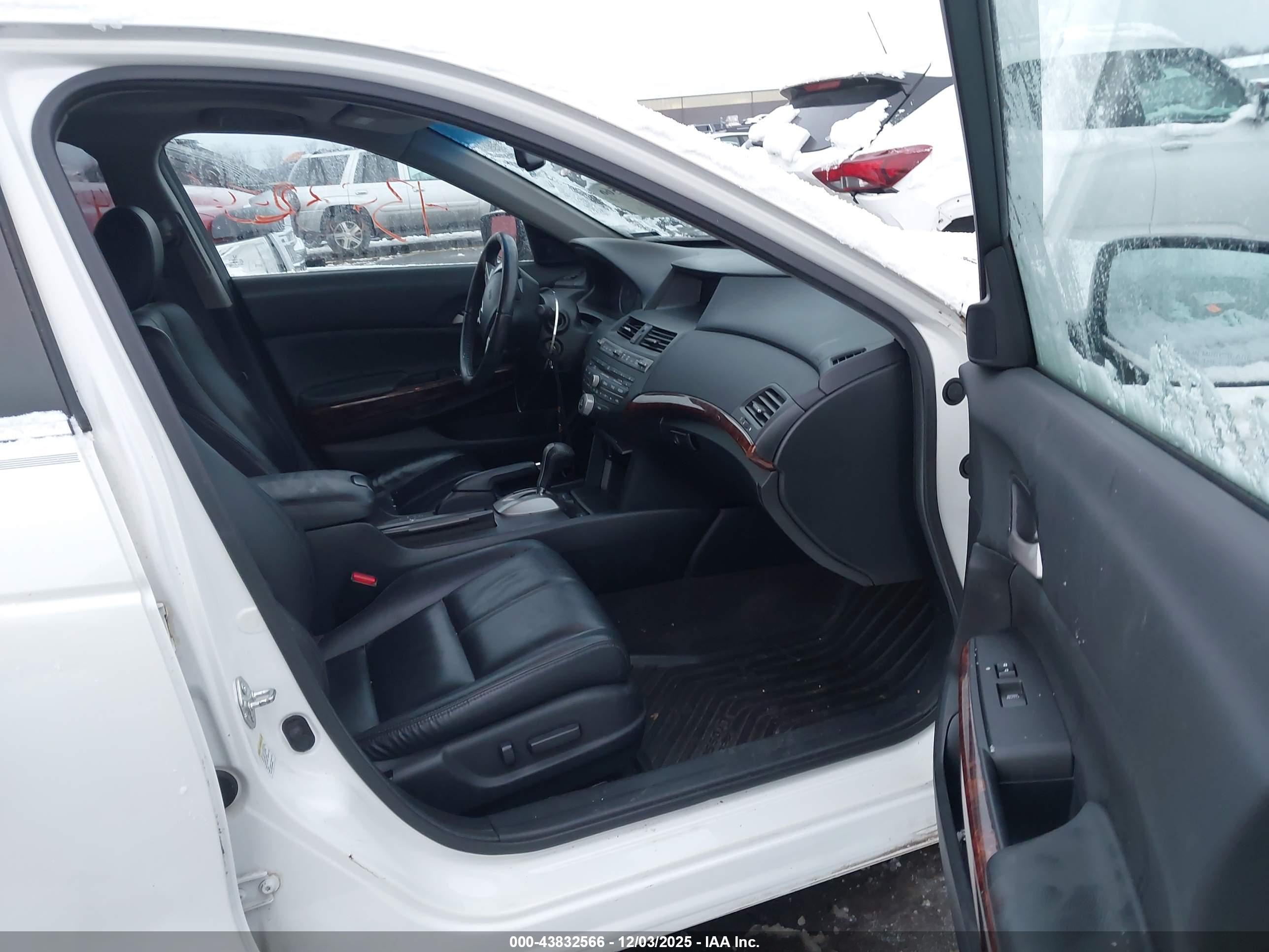 HONDA ACCORD image 5