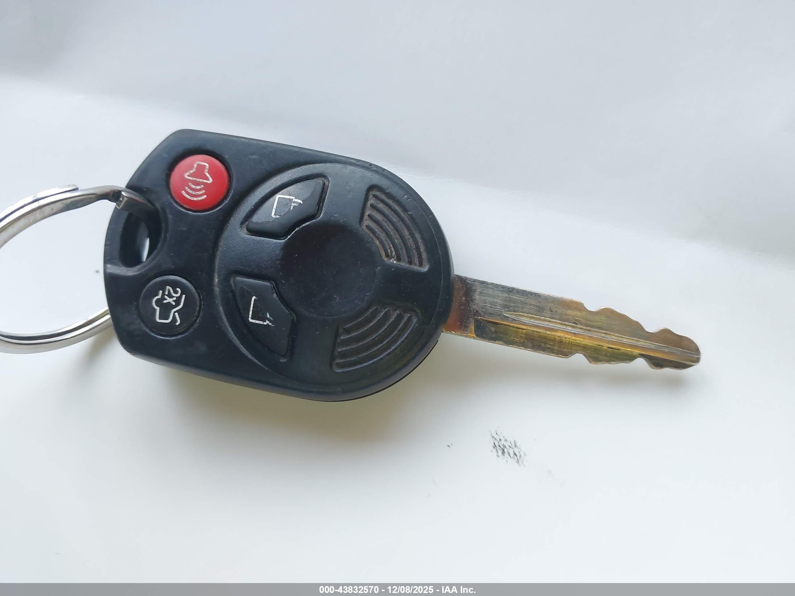 LINCOLN MKZ image 11