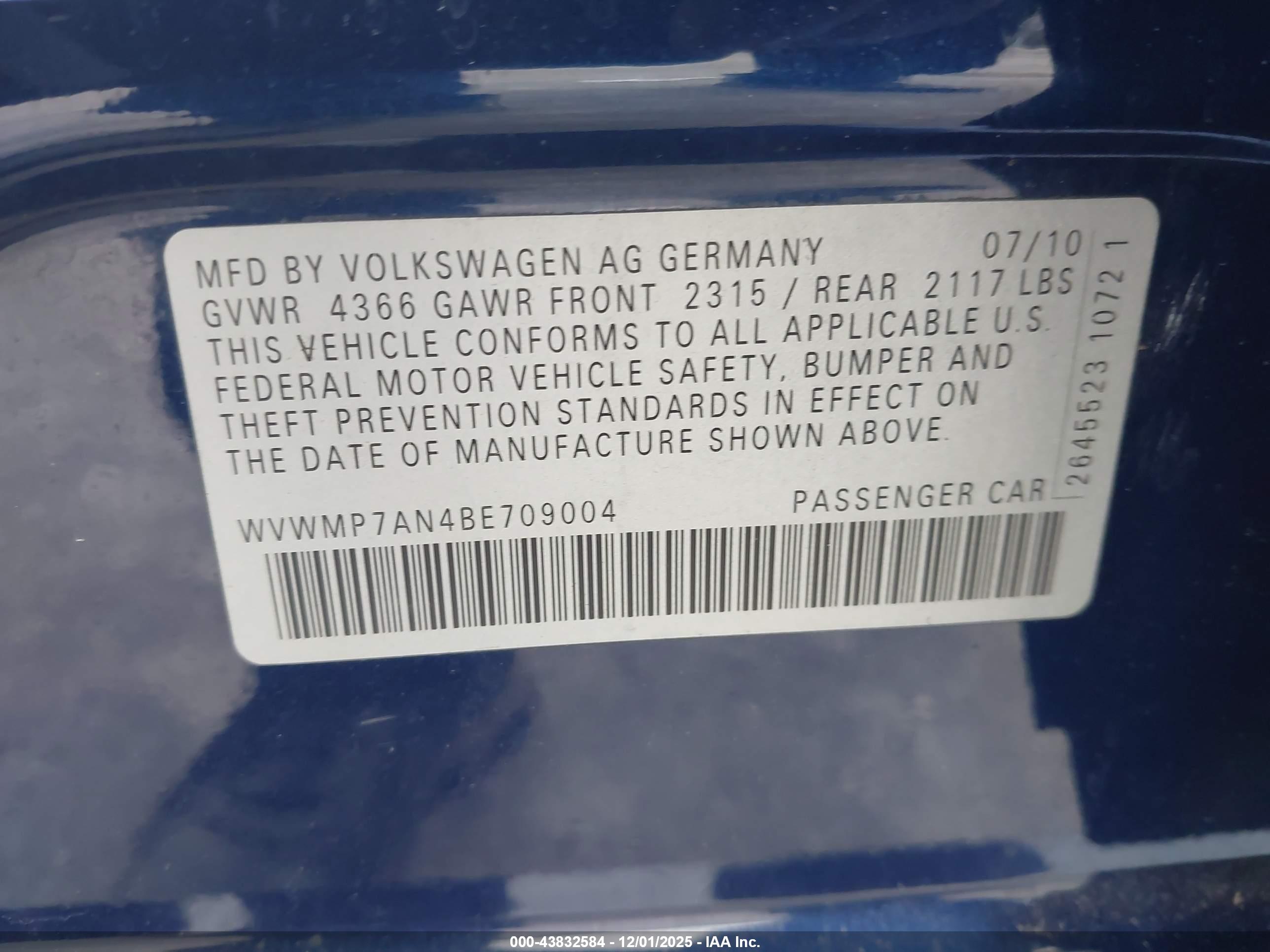 VOLKSWAGEN CC image 9