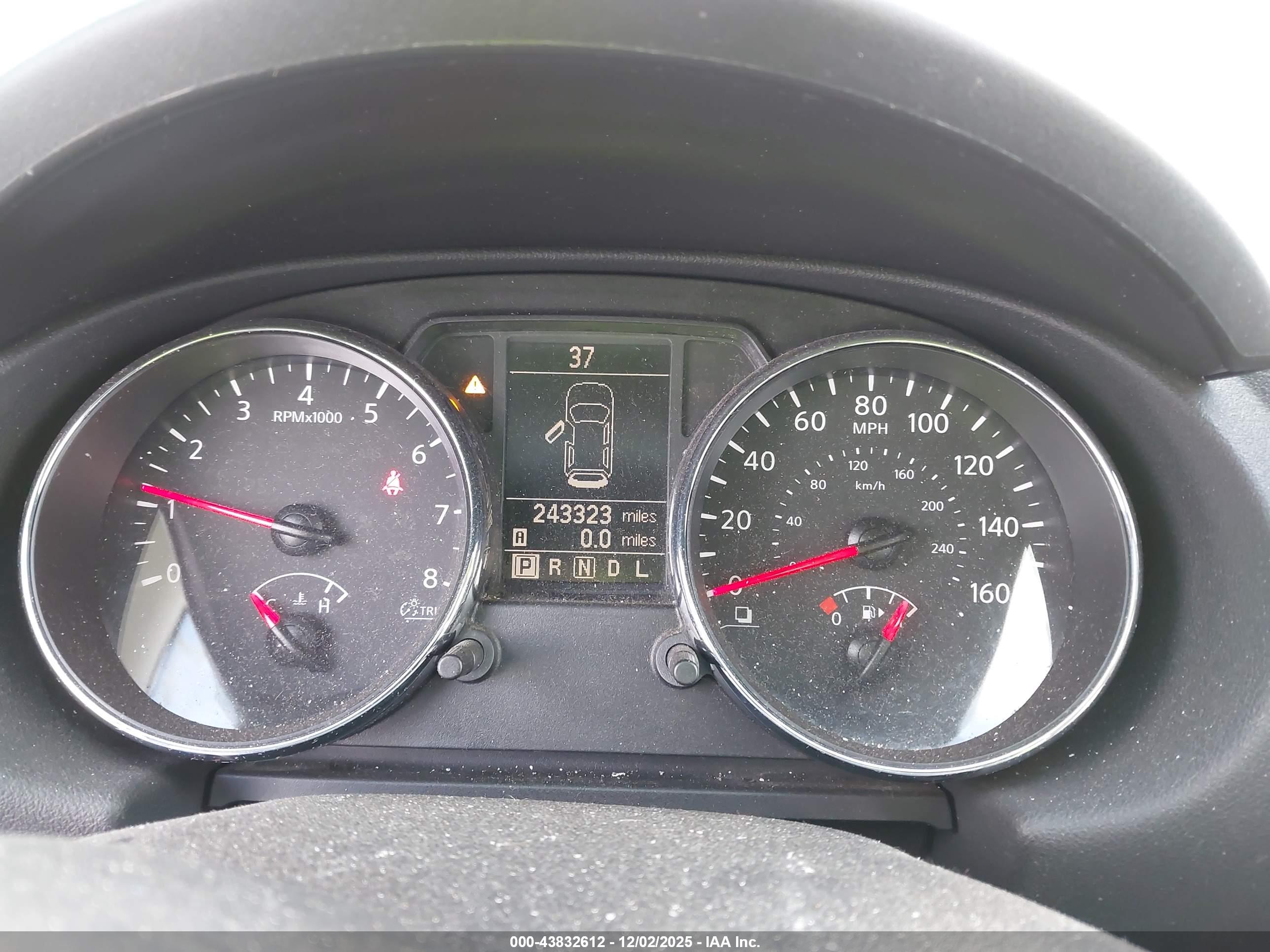 NISSAN ROGUE image 7