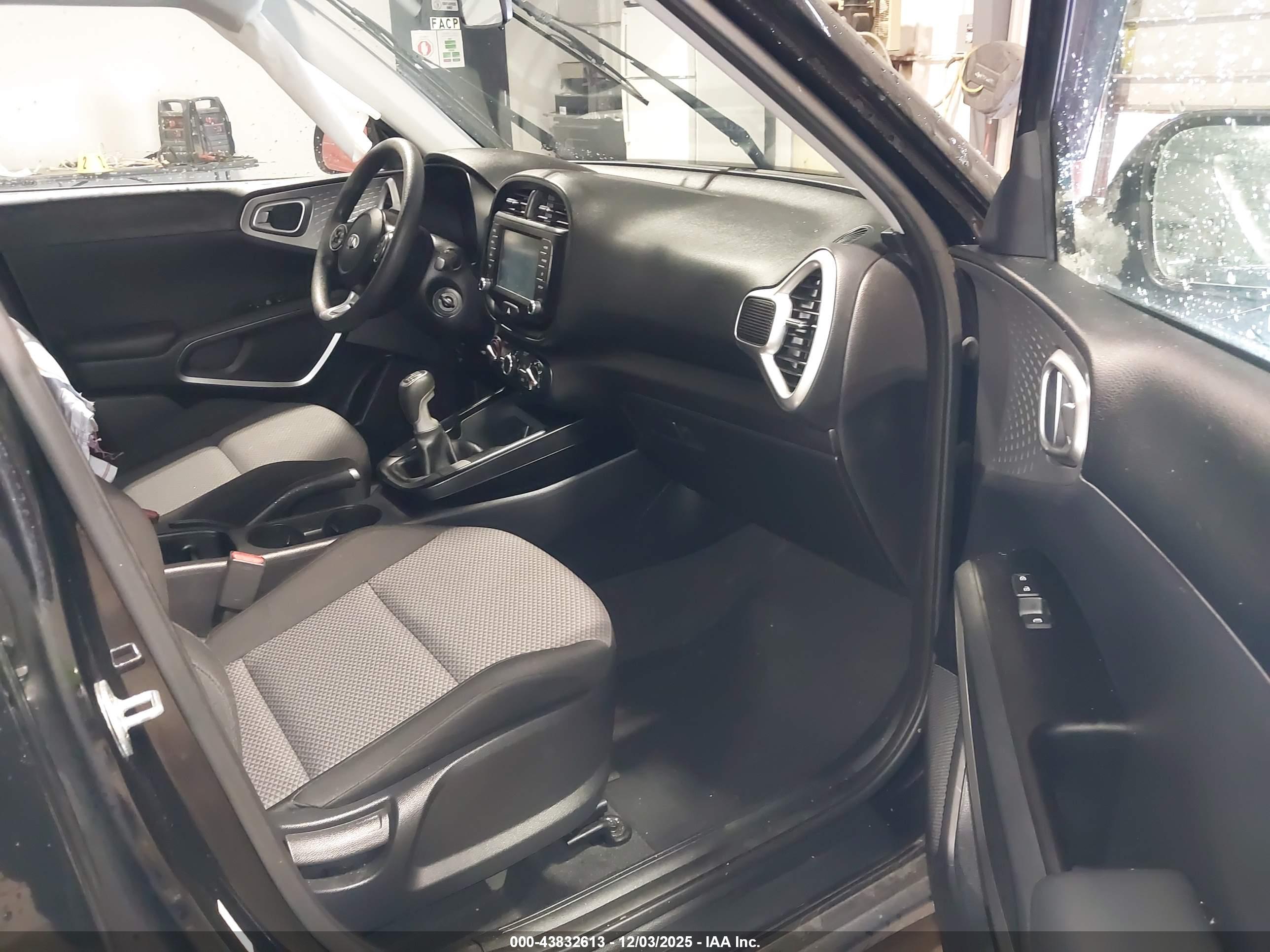 KIA SOUL image 5