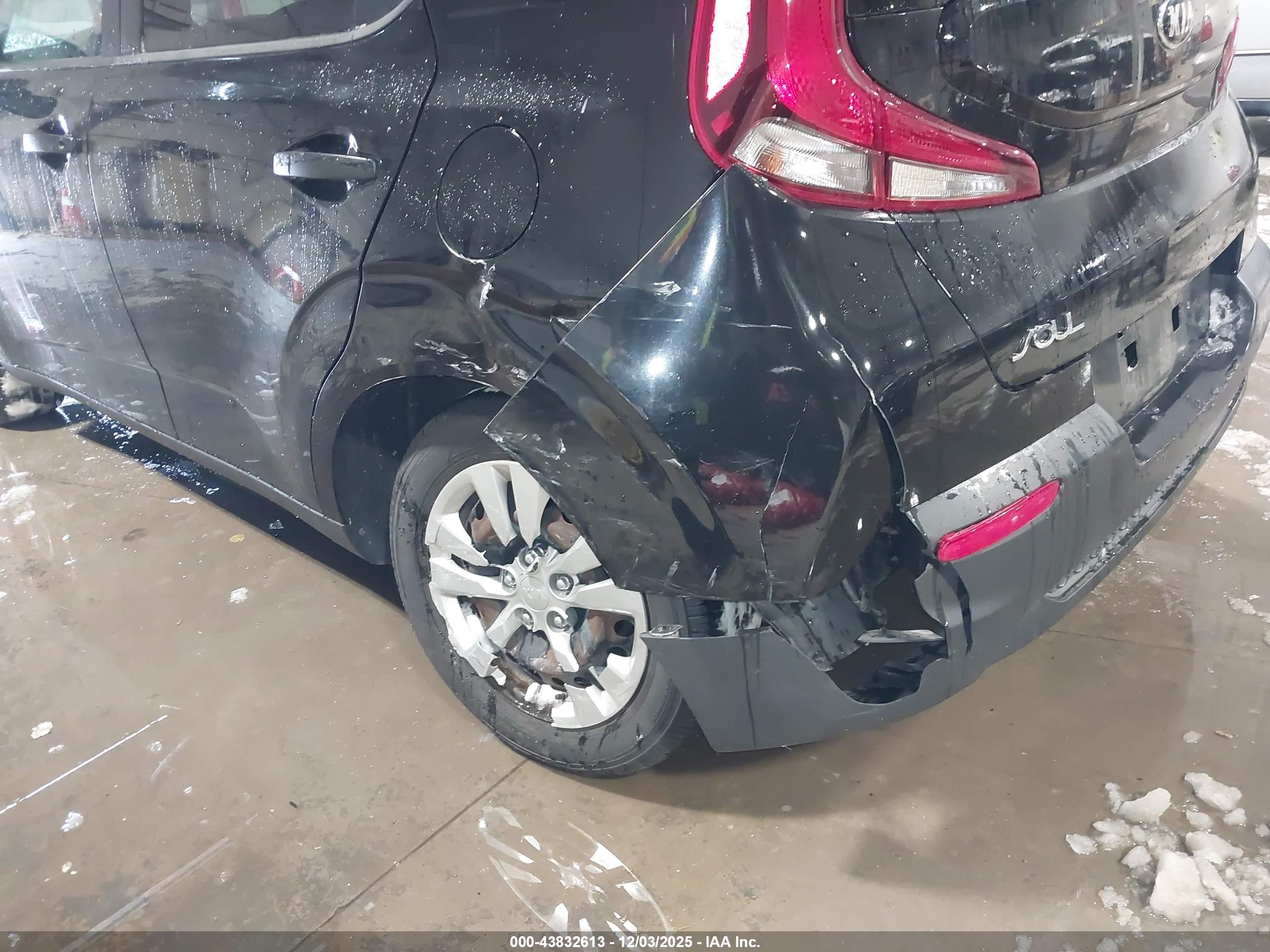 KIA SOUL image 6