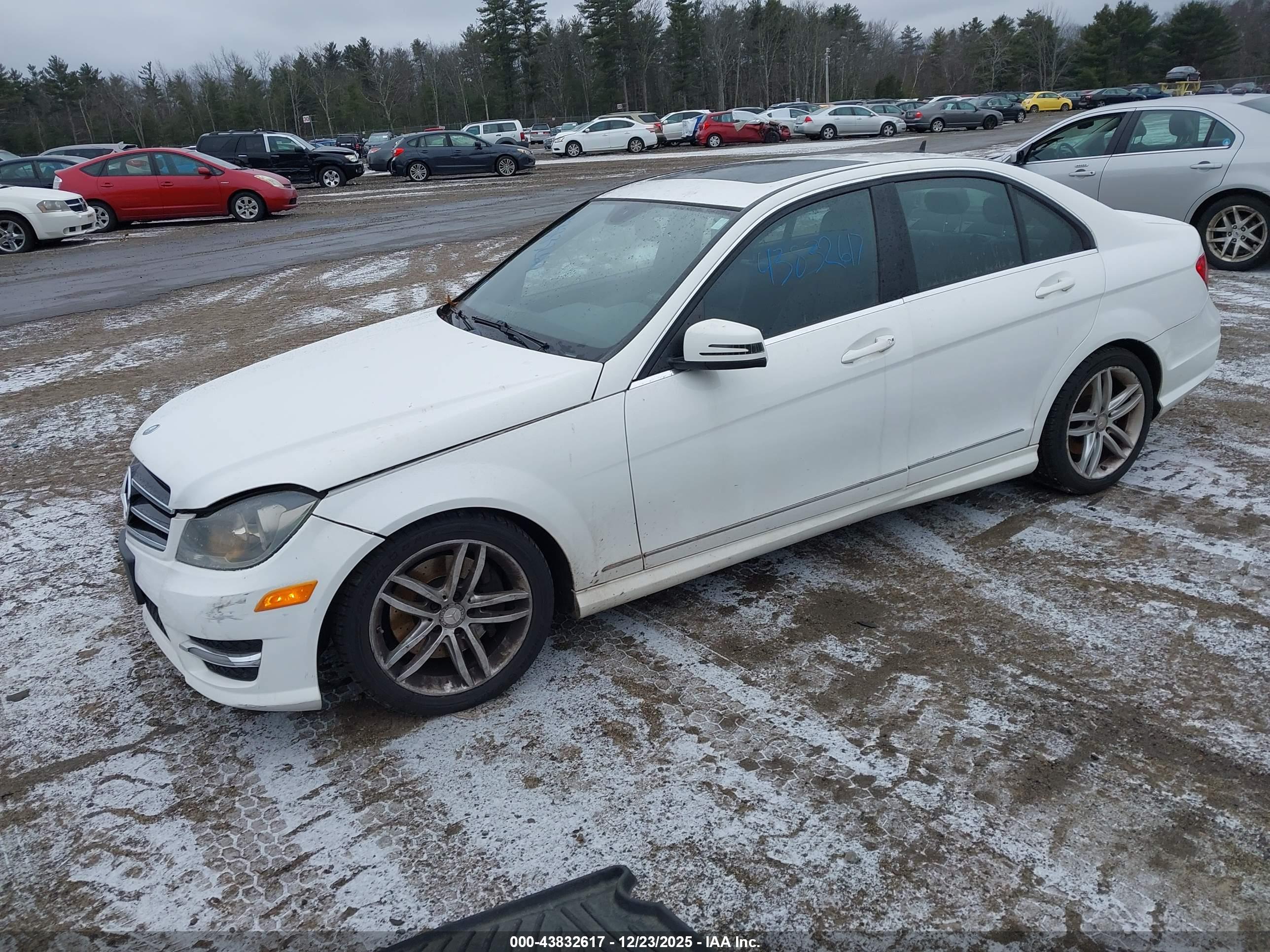 MERCEDES-BENZ C image 2