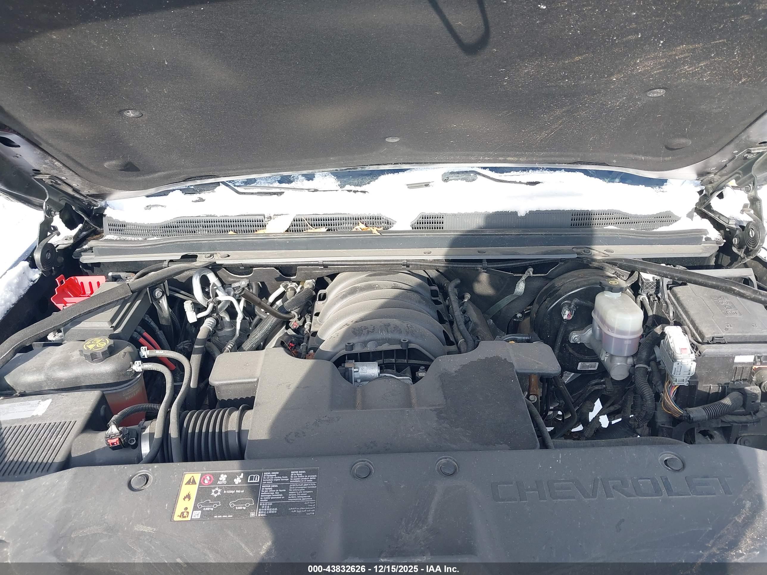 CHEVROLET TAHOE image 10