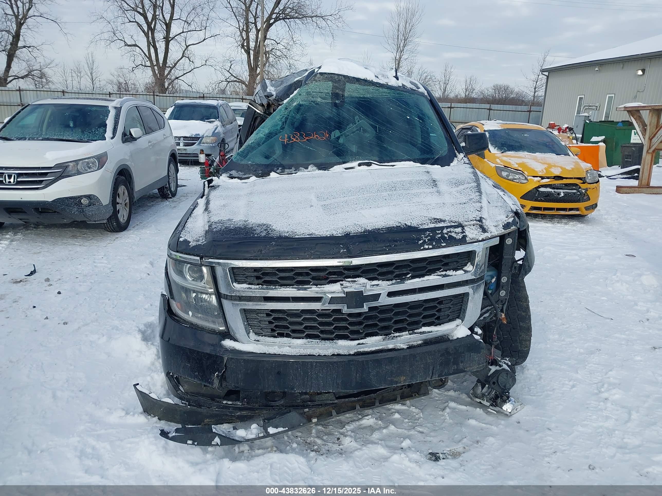 CHEVROLET TAHOE image 6