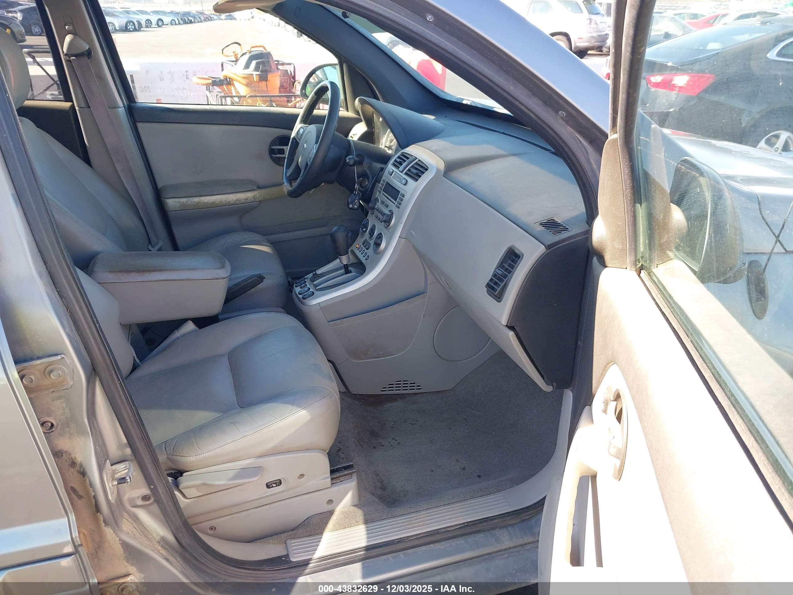 CHEVROLET EQUINOX image 5