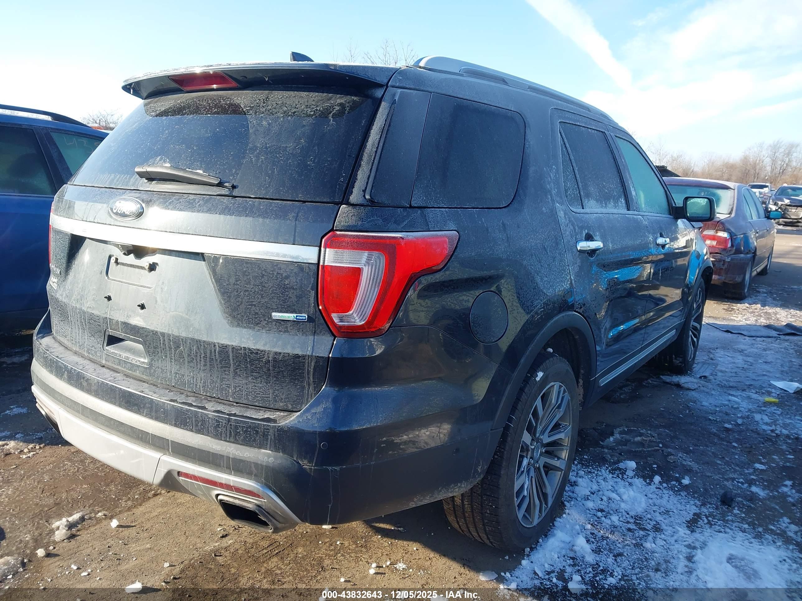 FORD EXPLORER image 4