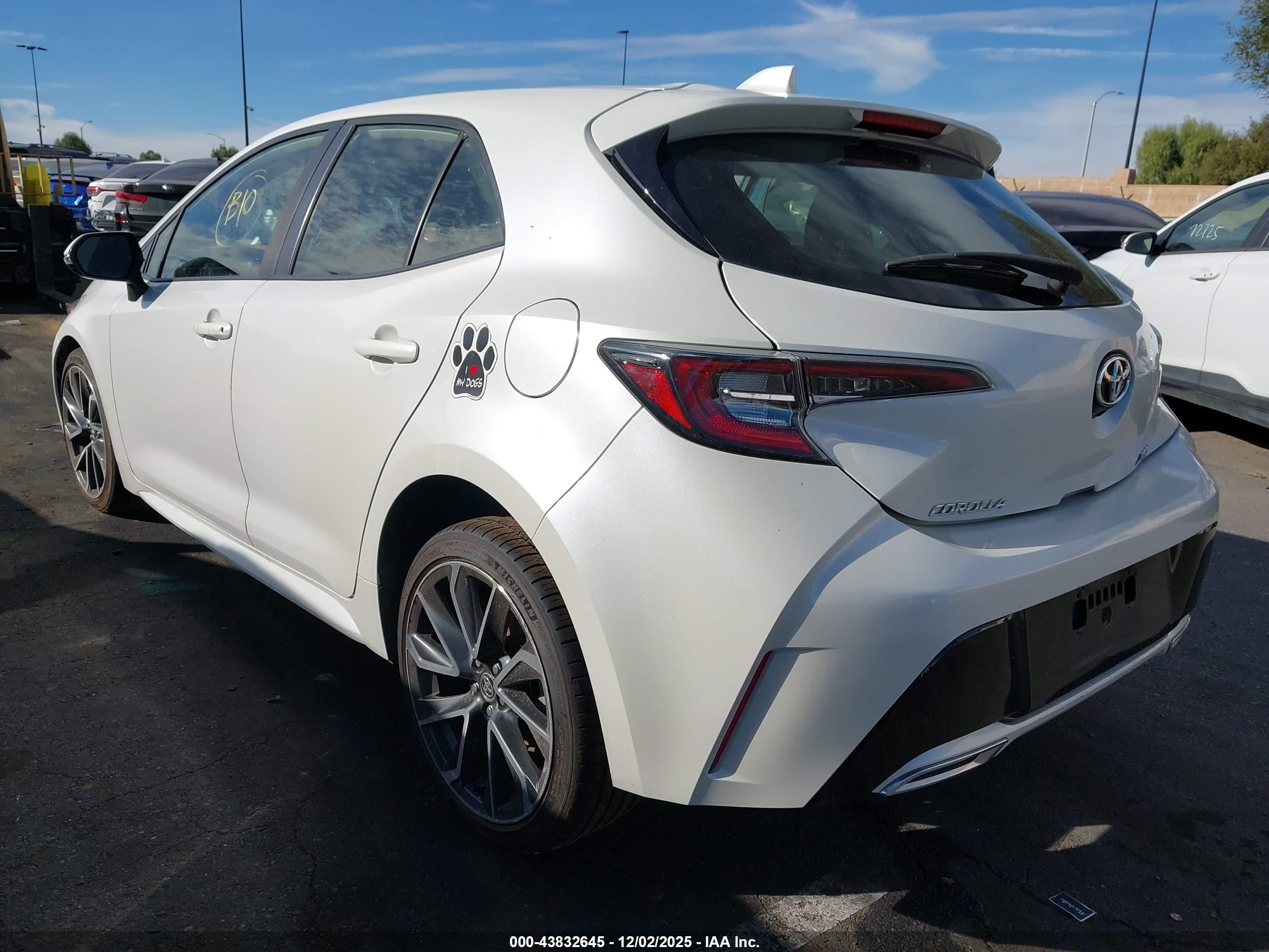 TOYOTA COROLLA image 3