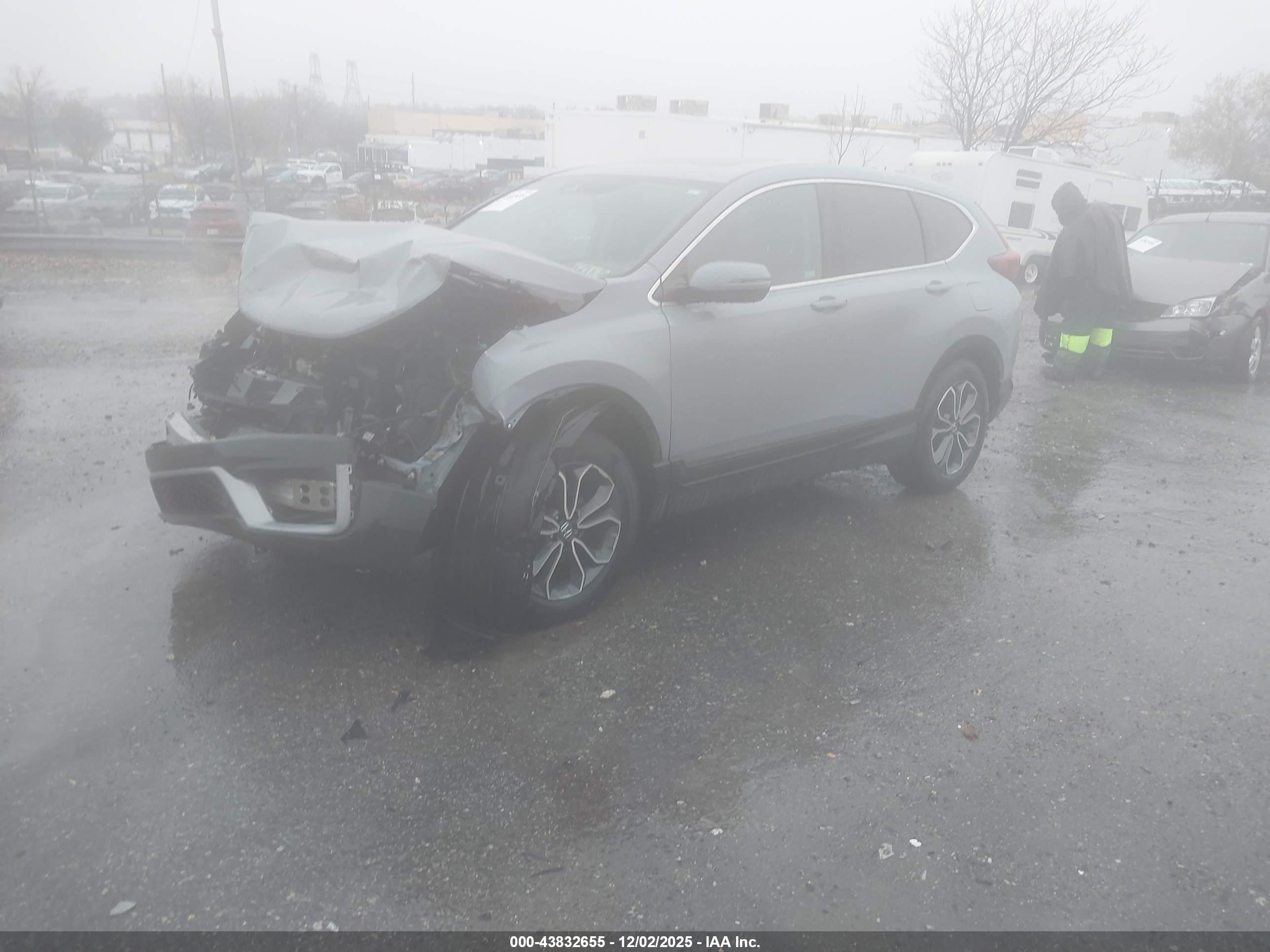 HONDA CR-V image 2