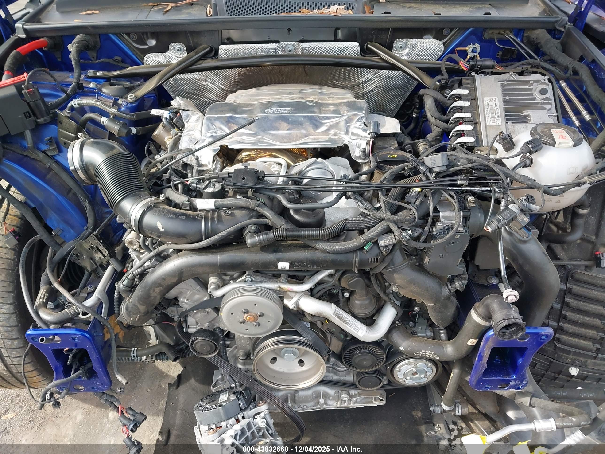 AUDI SQ5 image 10