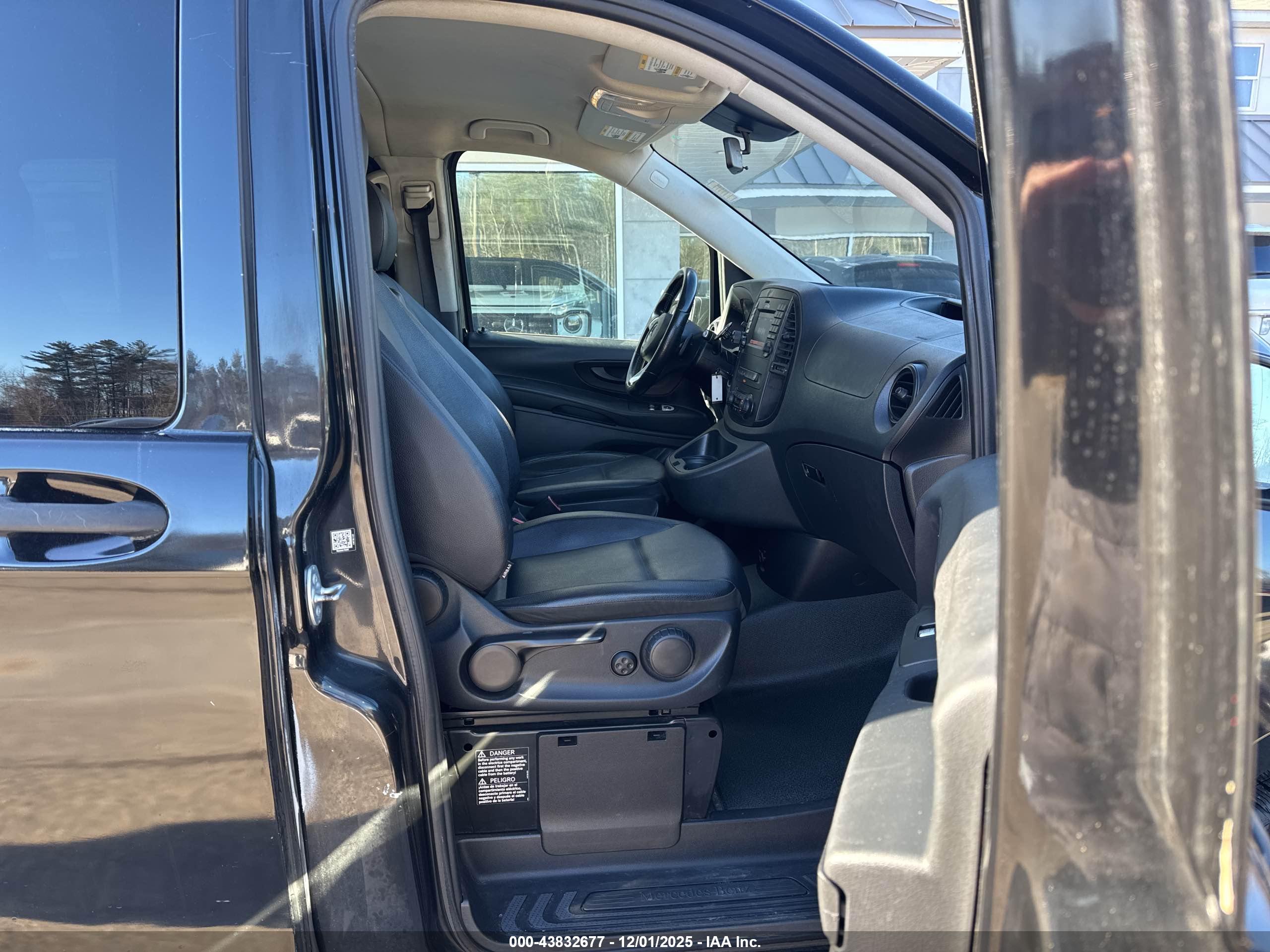 MERCEDES-BENZ METRIS image 5
