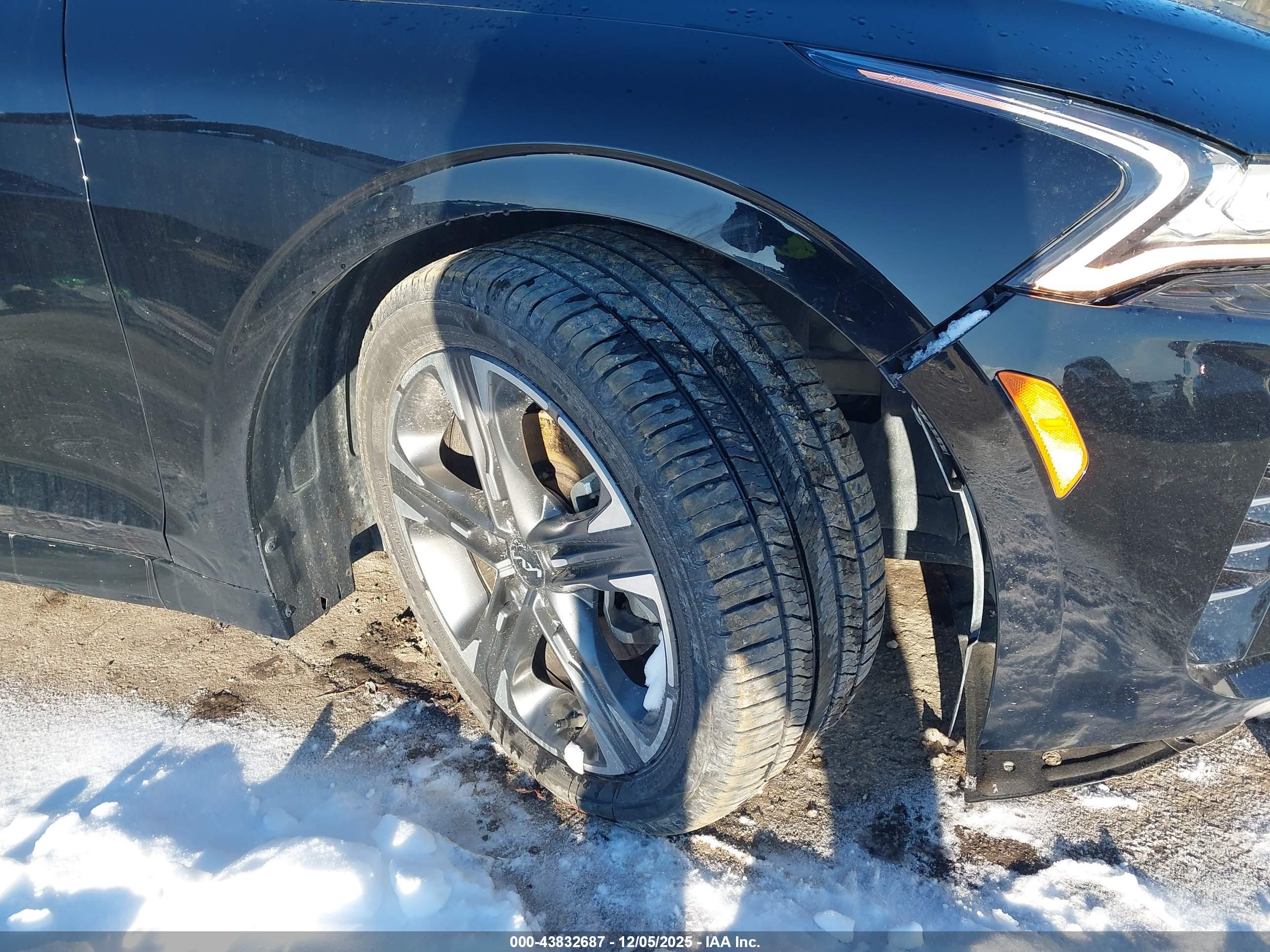 KIA K5 image 6