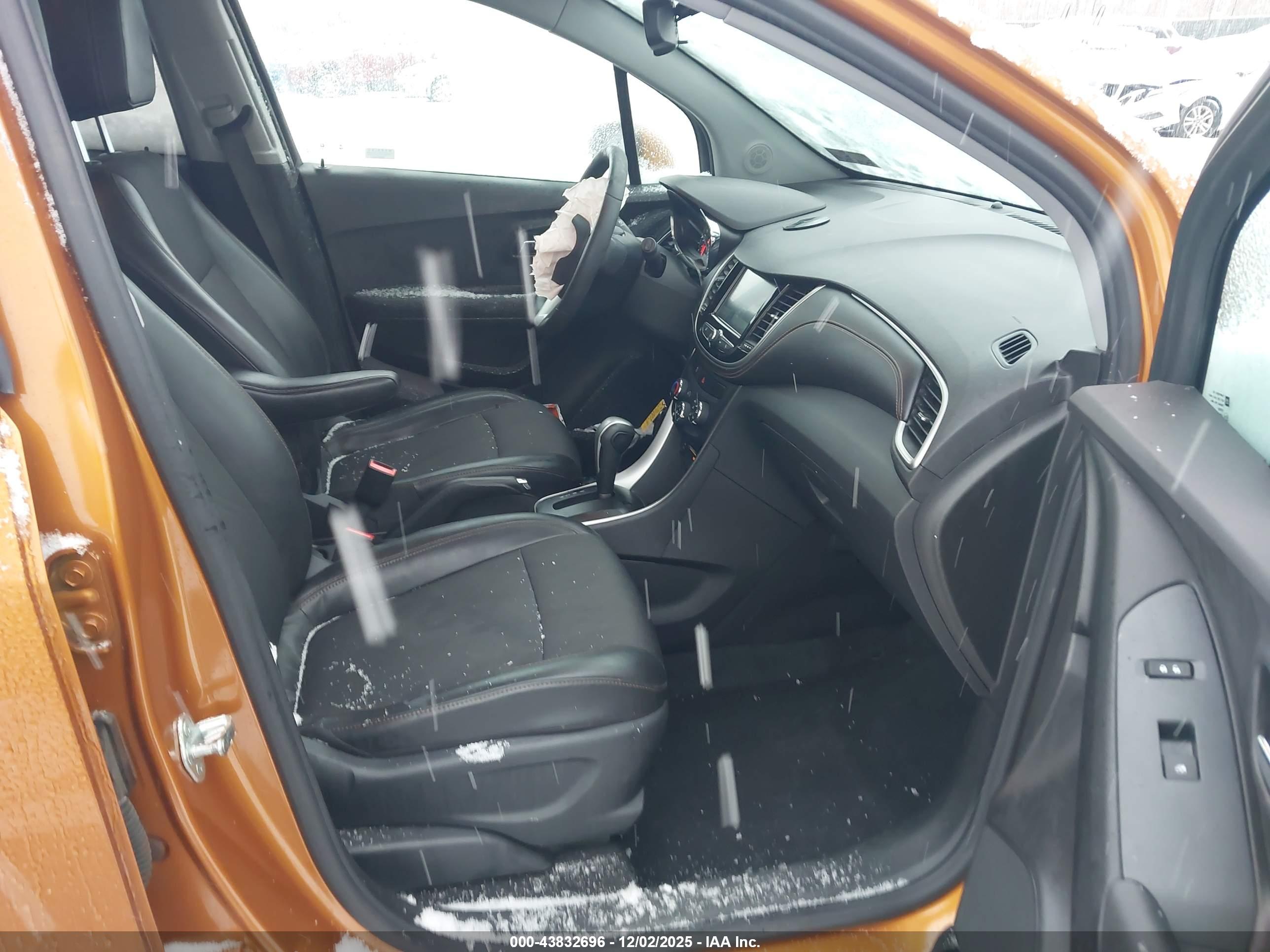 CHEVROLET TRAX image 5