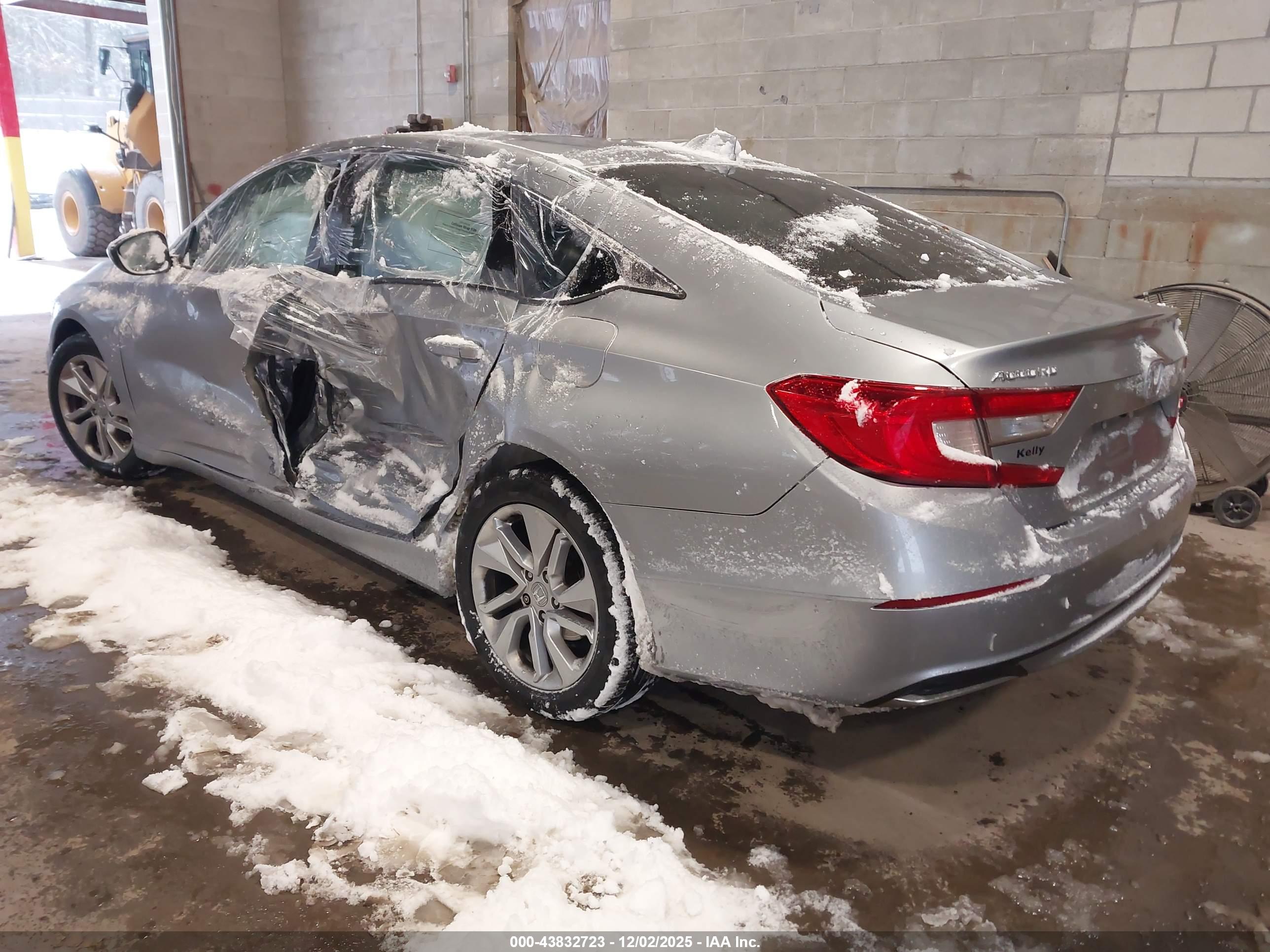 HONDA ACCORD image 3