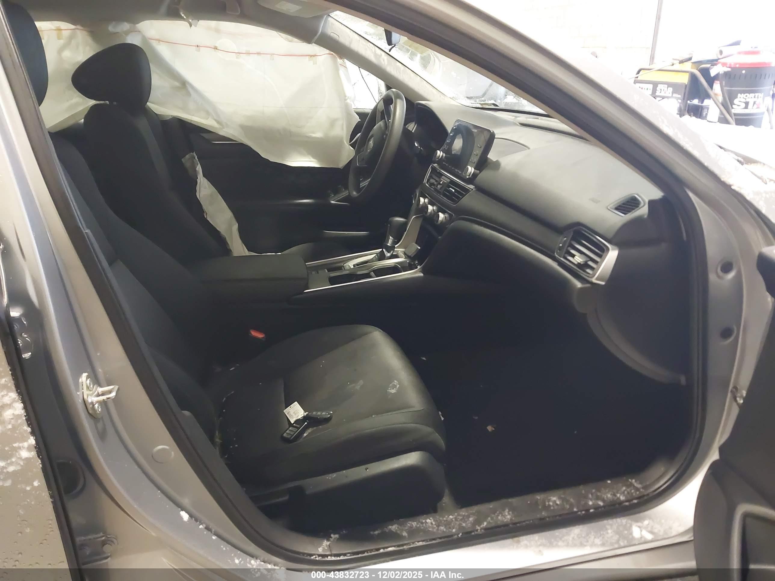 HONDA ACCORD image 5