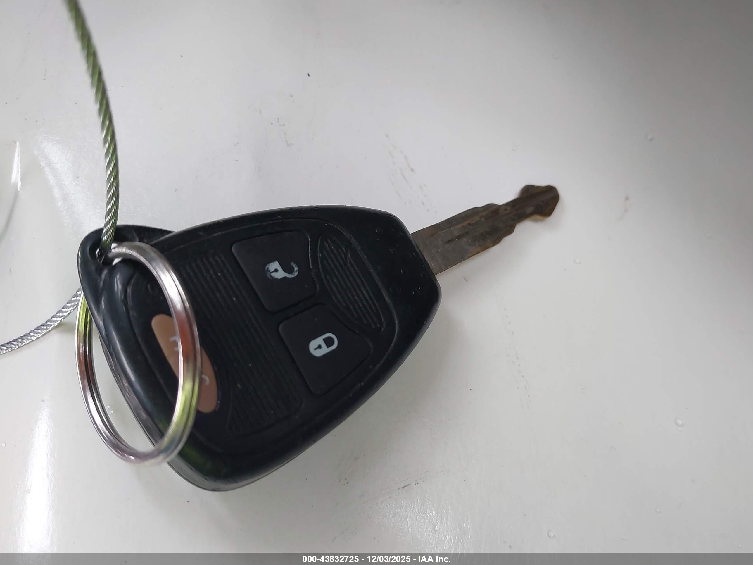 DODGE CALIBER image 11