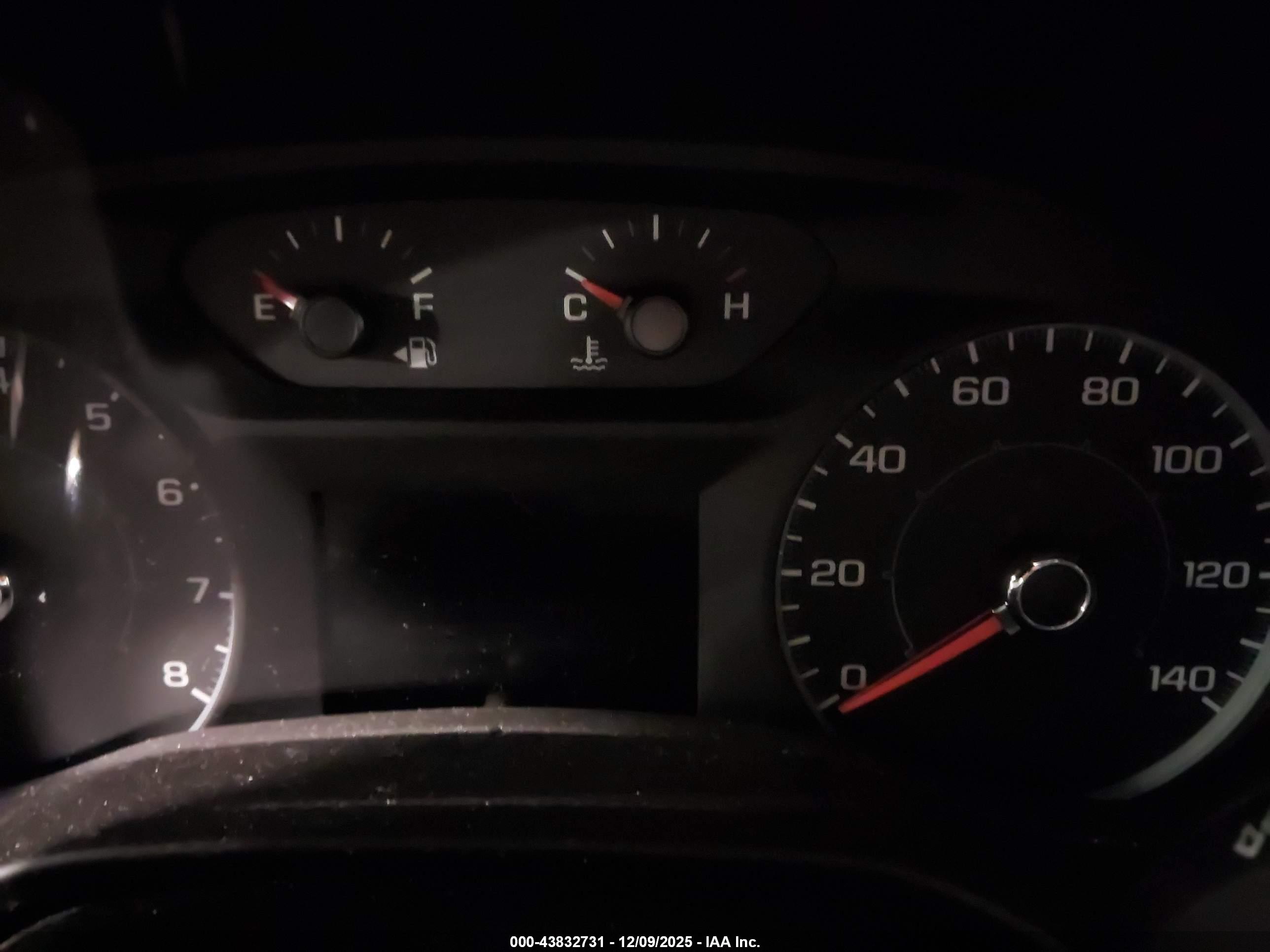 GMC ACADIA image 7