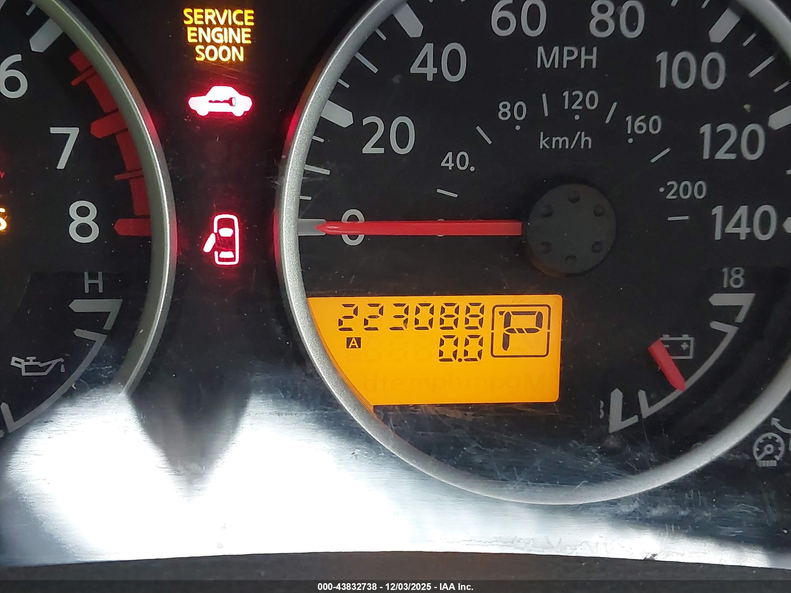 NISSAN PATHFINDER image 7