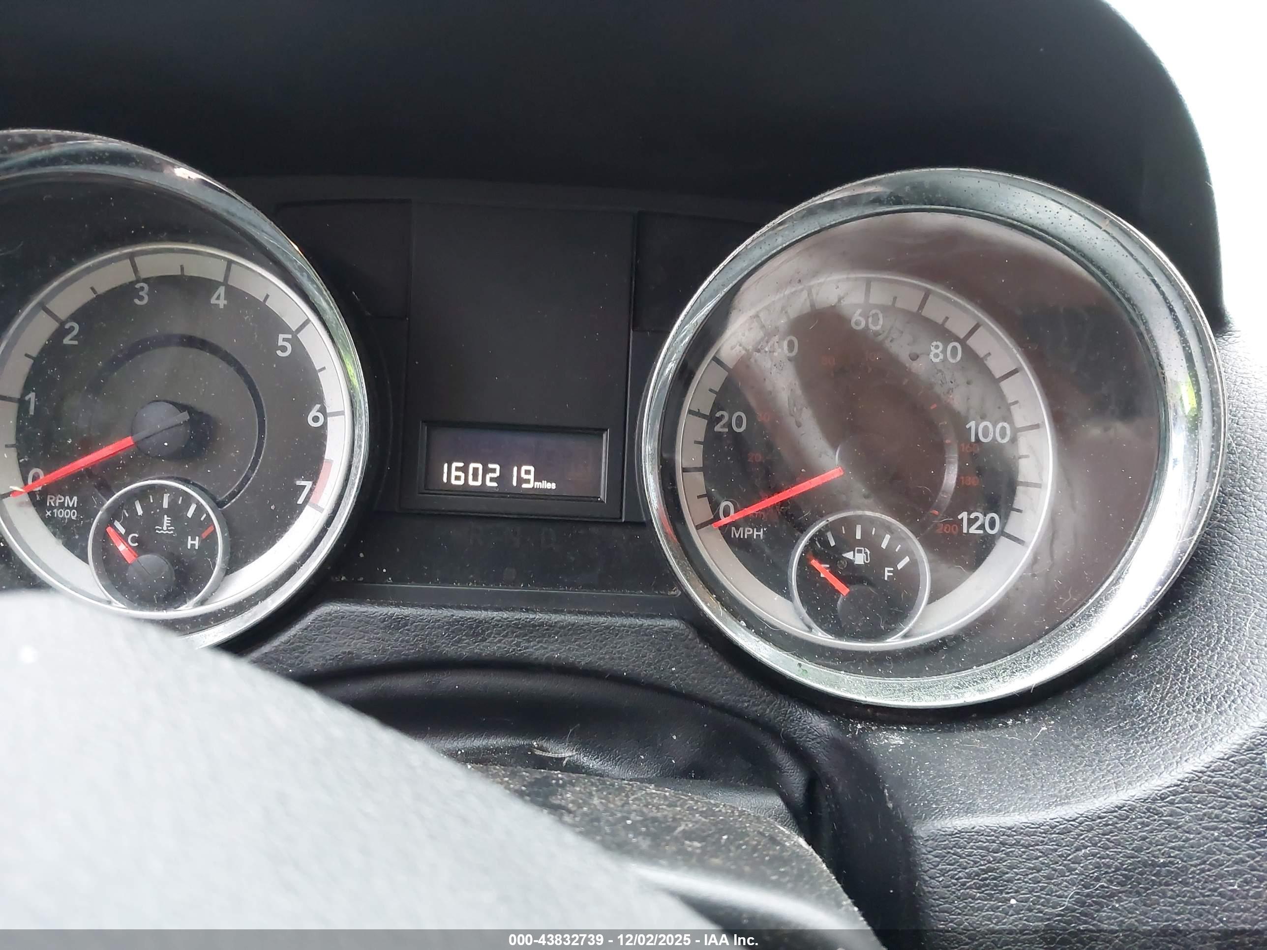 DODGE GRAND image 7