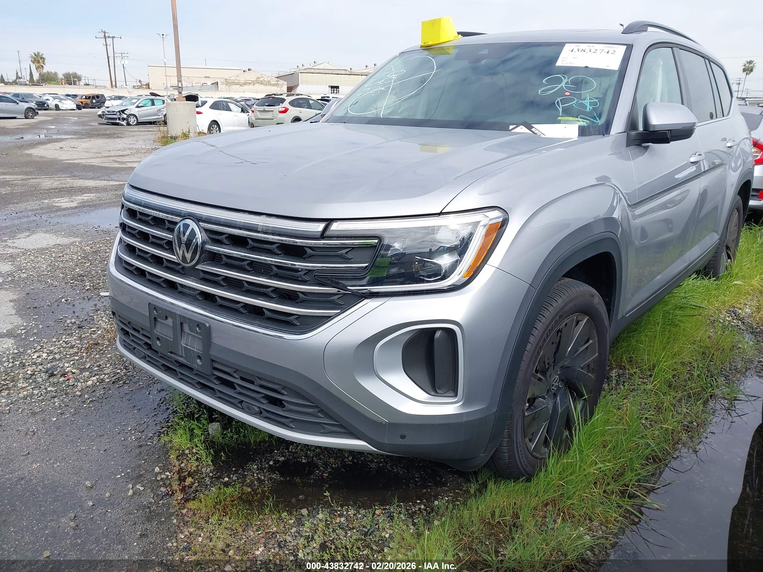 VOLKSWAGEN ATLAS image 2