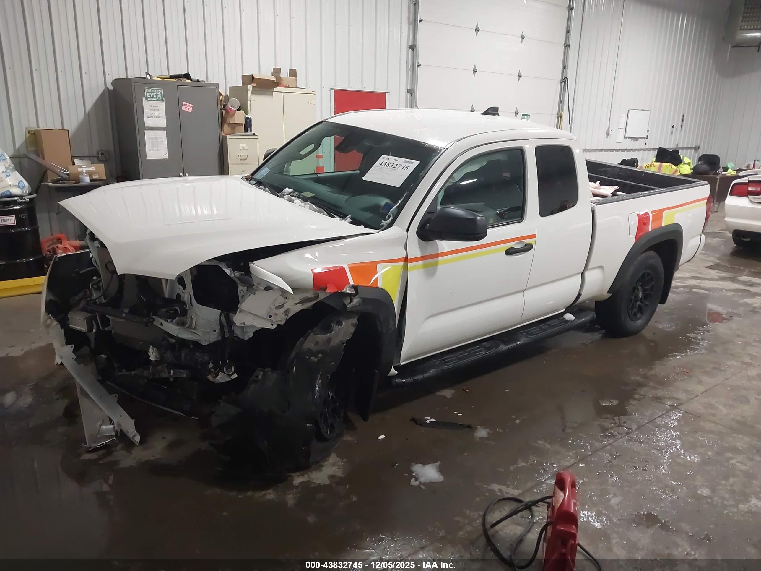 TOYOTA TACOMA image 2