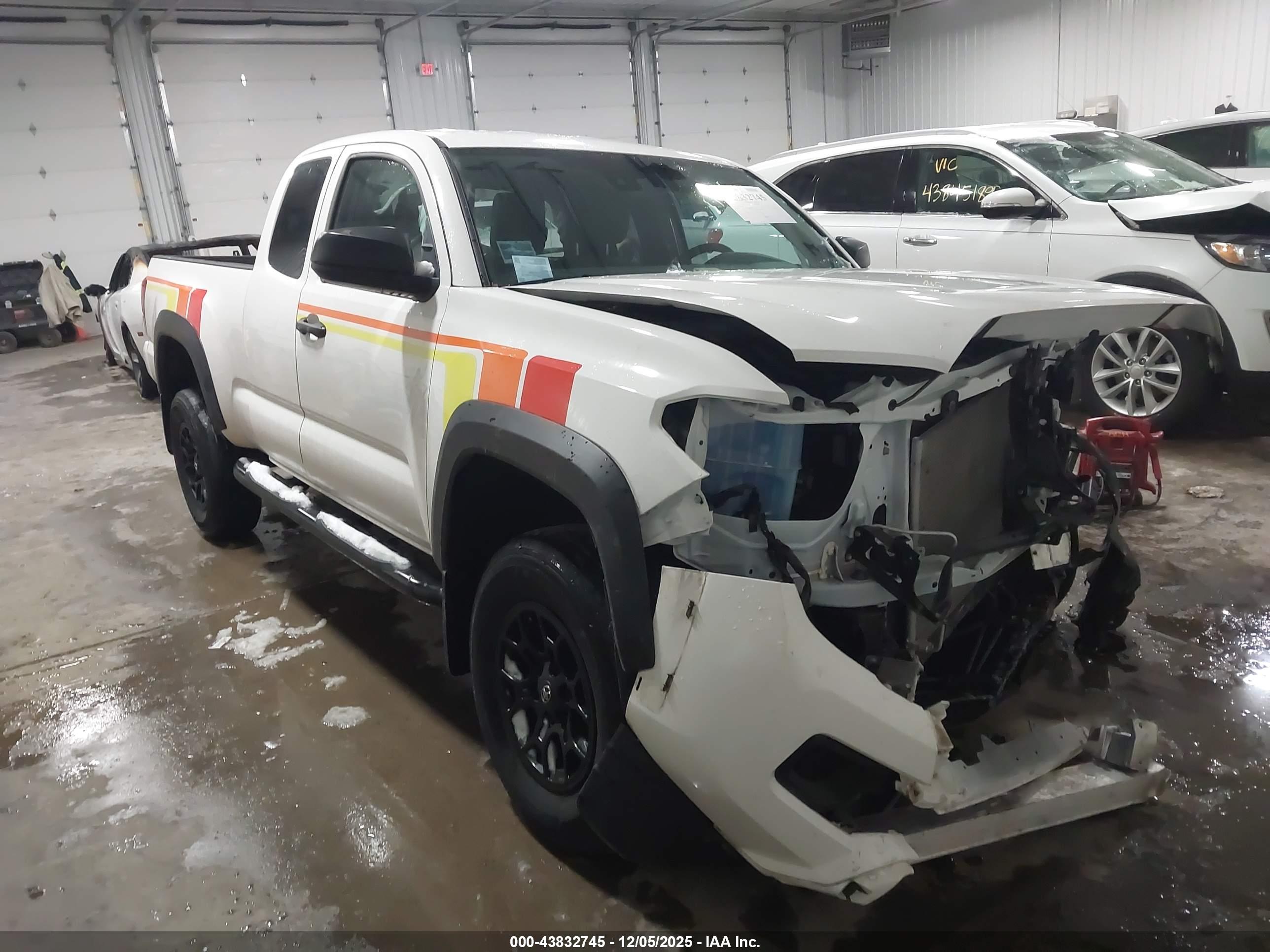 TOYOTA TACOMA image 6