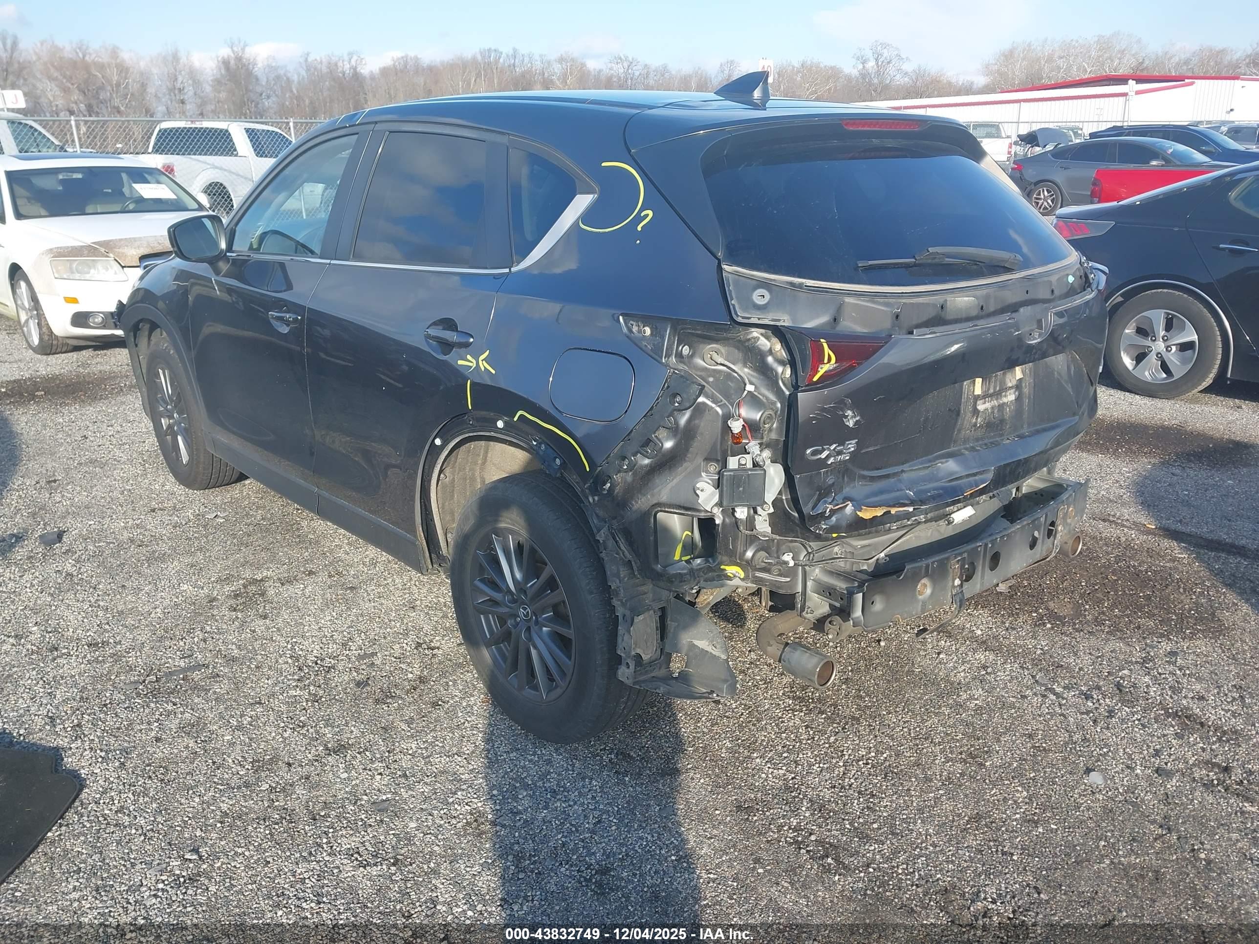 MAZDA CX-5 image 3