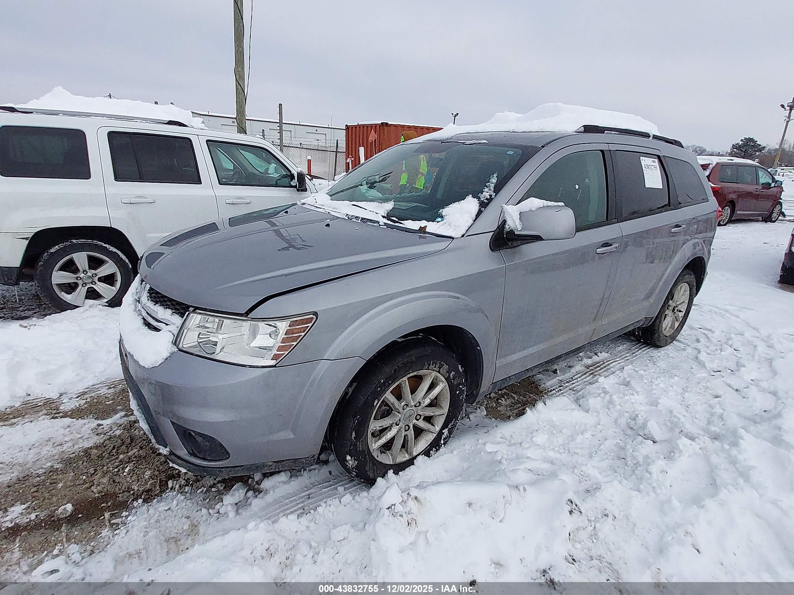 DODGE JOURNEY image 2
