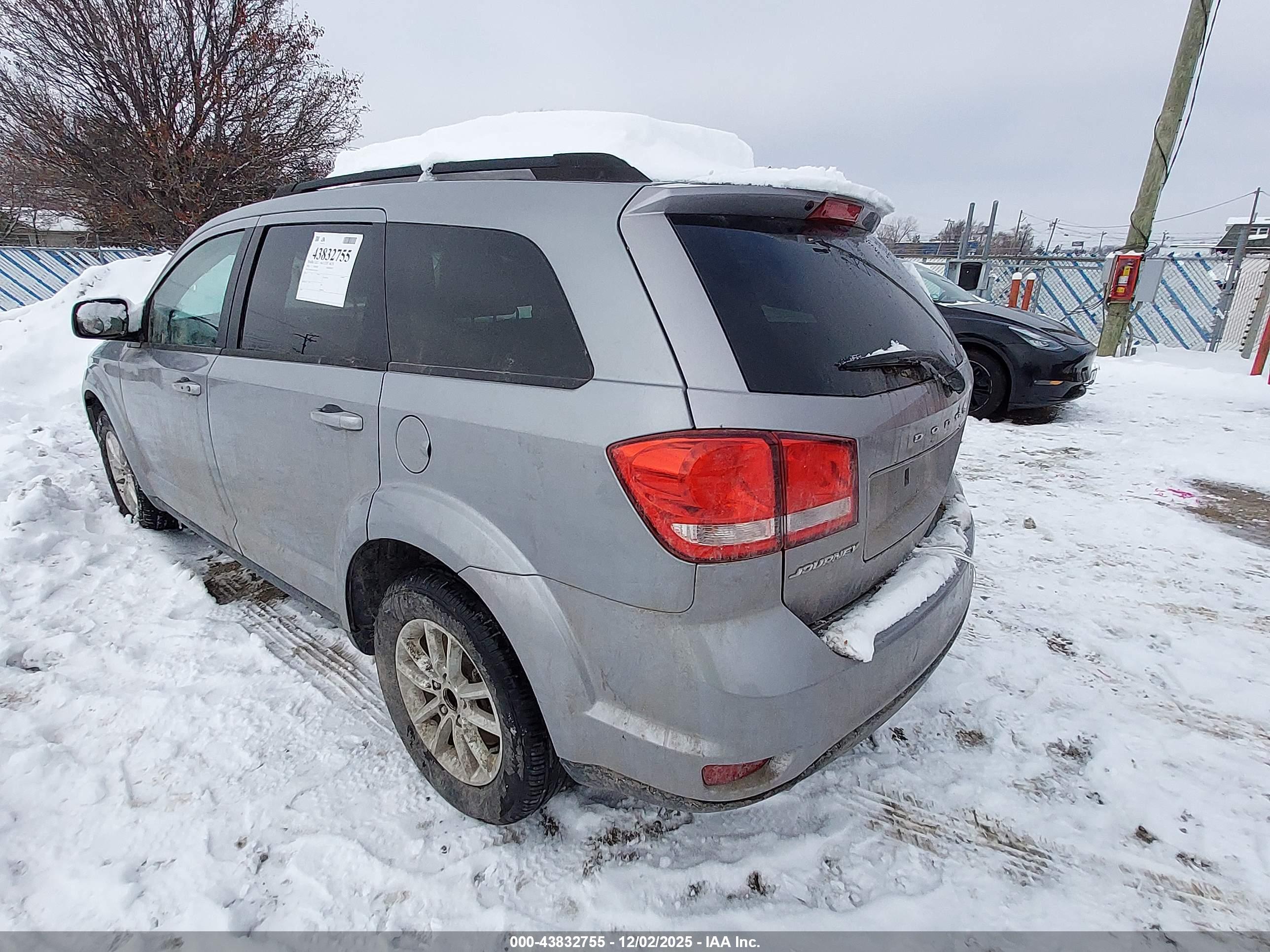 DODGE JOURNEY image 3