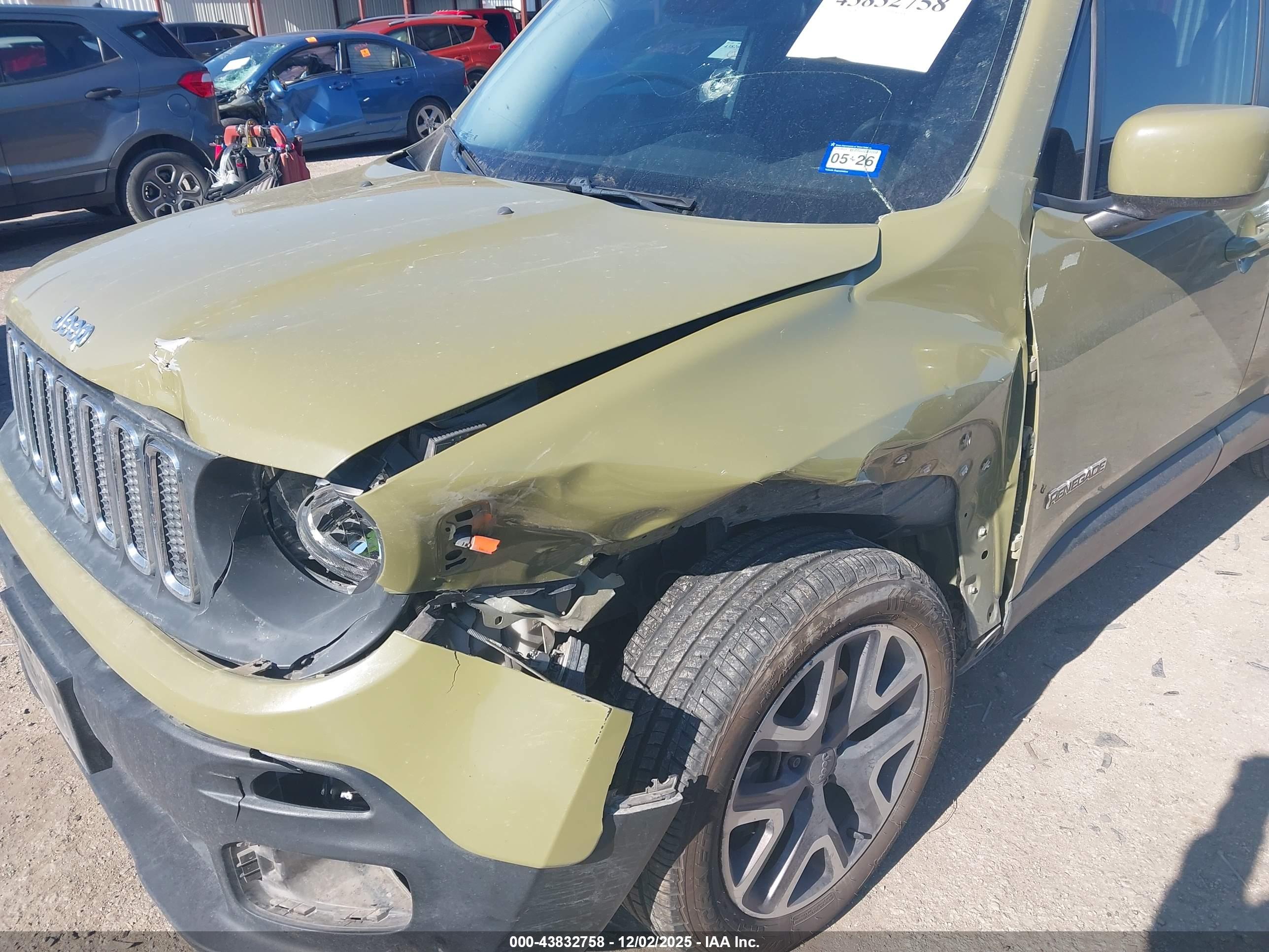 JEEP RENEGADE image 6