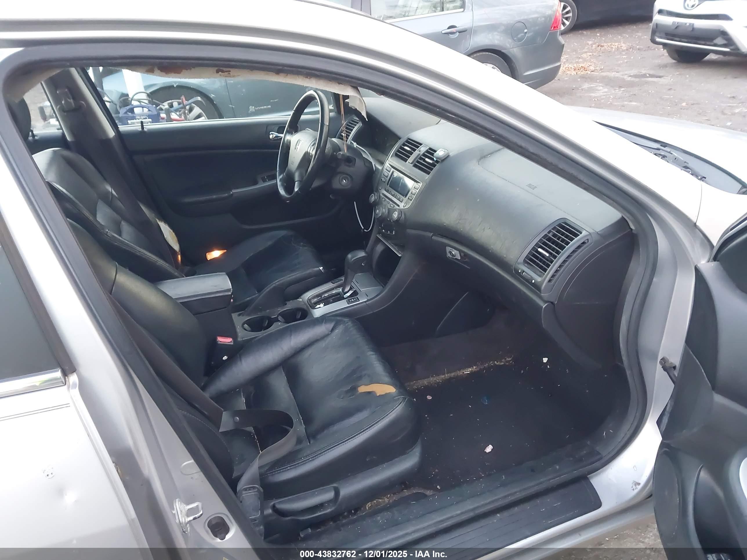 HONDA ACCORD image 5
