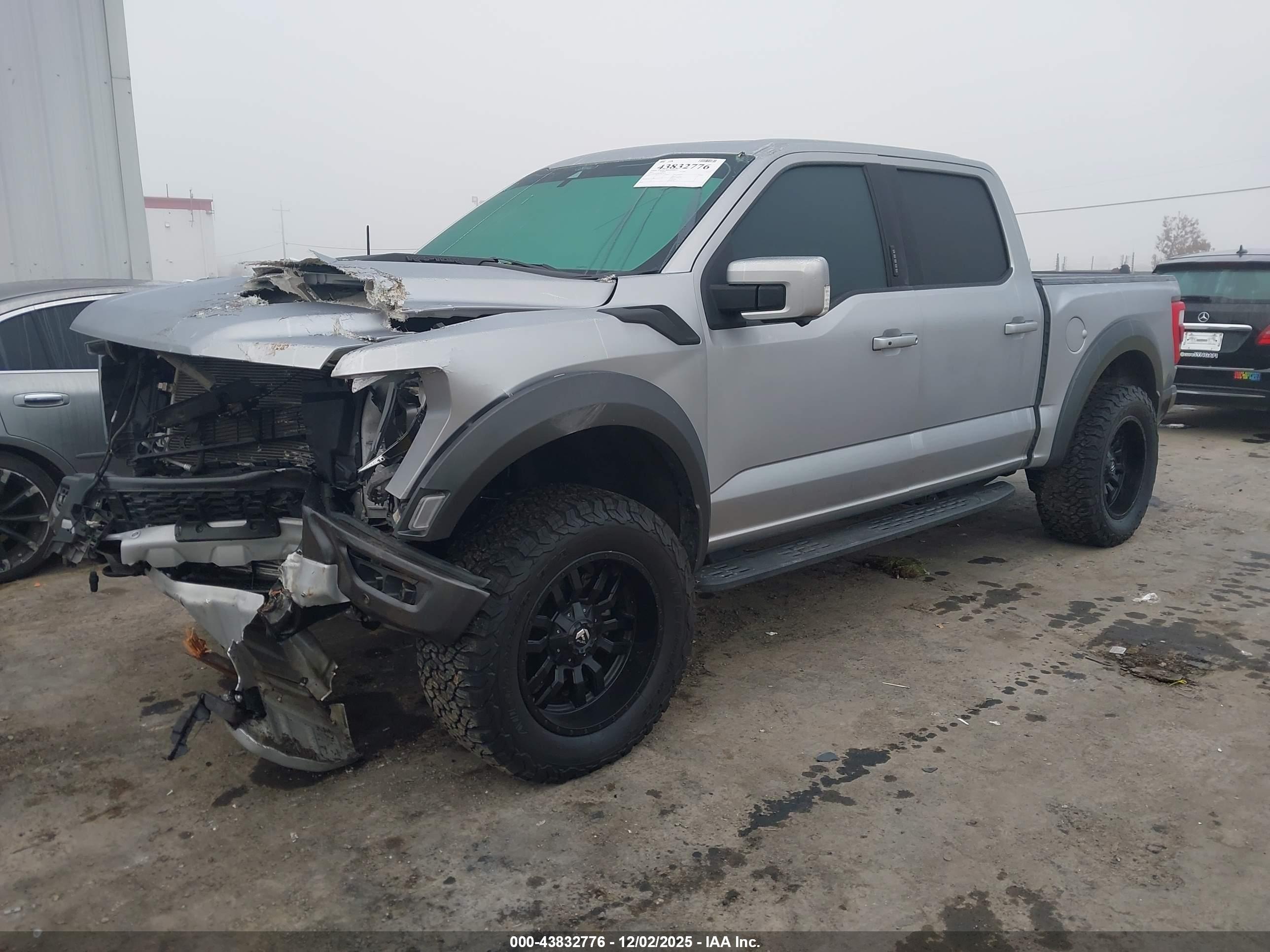 FORD F-150 image 2