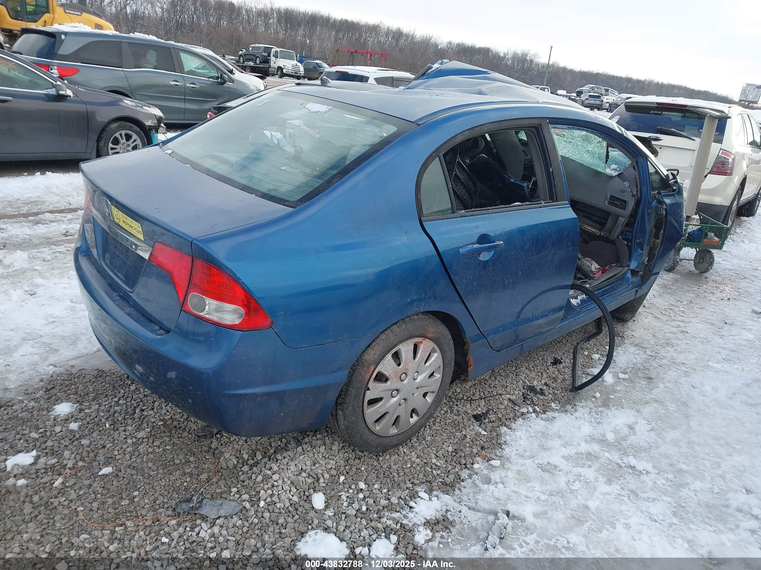 HONDA CIVIC image 4